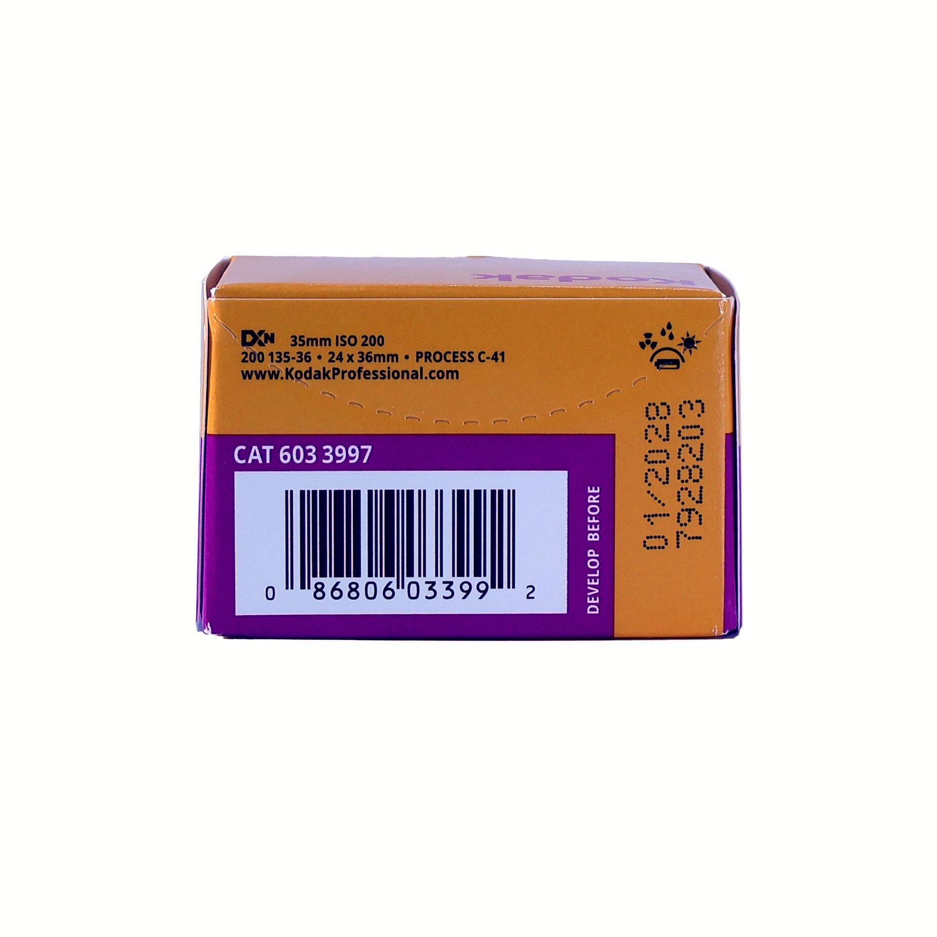todak D'N 35mm ISO 200 200 135-36 24 x 36mm PROCESS C-41 www.KodakProfessional.com CAT 603 3997 0 86806 03399 2 BEFORE DEVELOP 01/2028 7928203