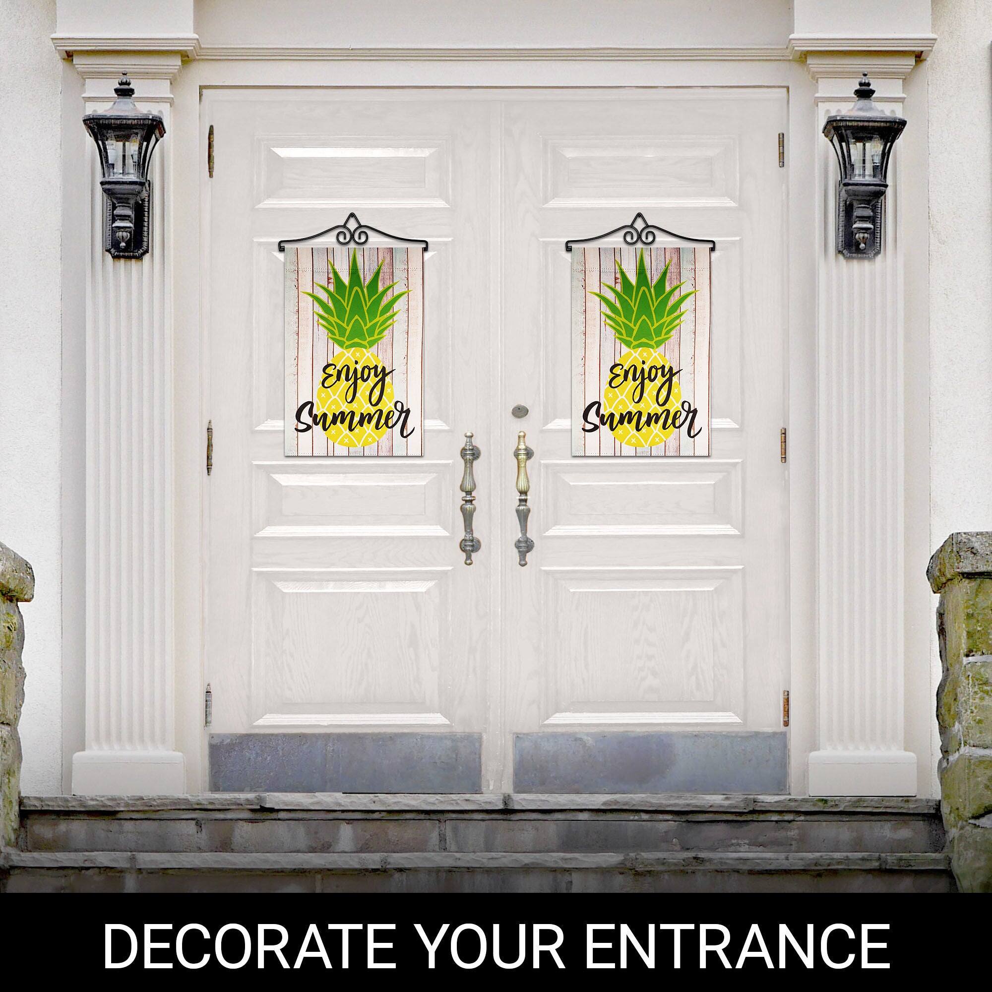 Enjoy Summer  
Enjoy Summer  

DECORATE YOUR ENTRANCE