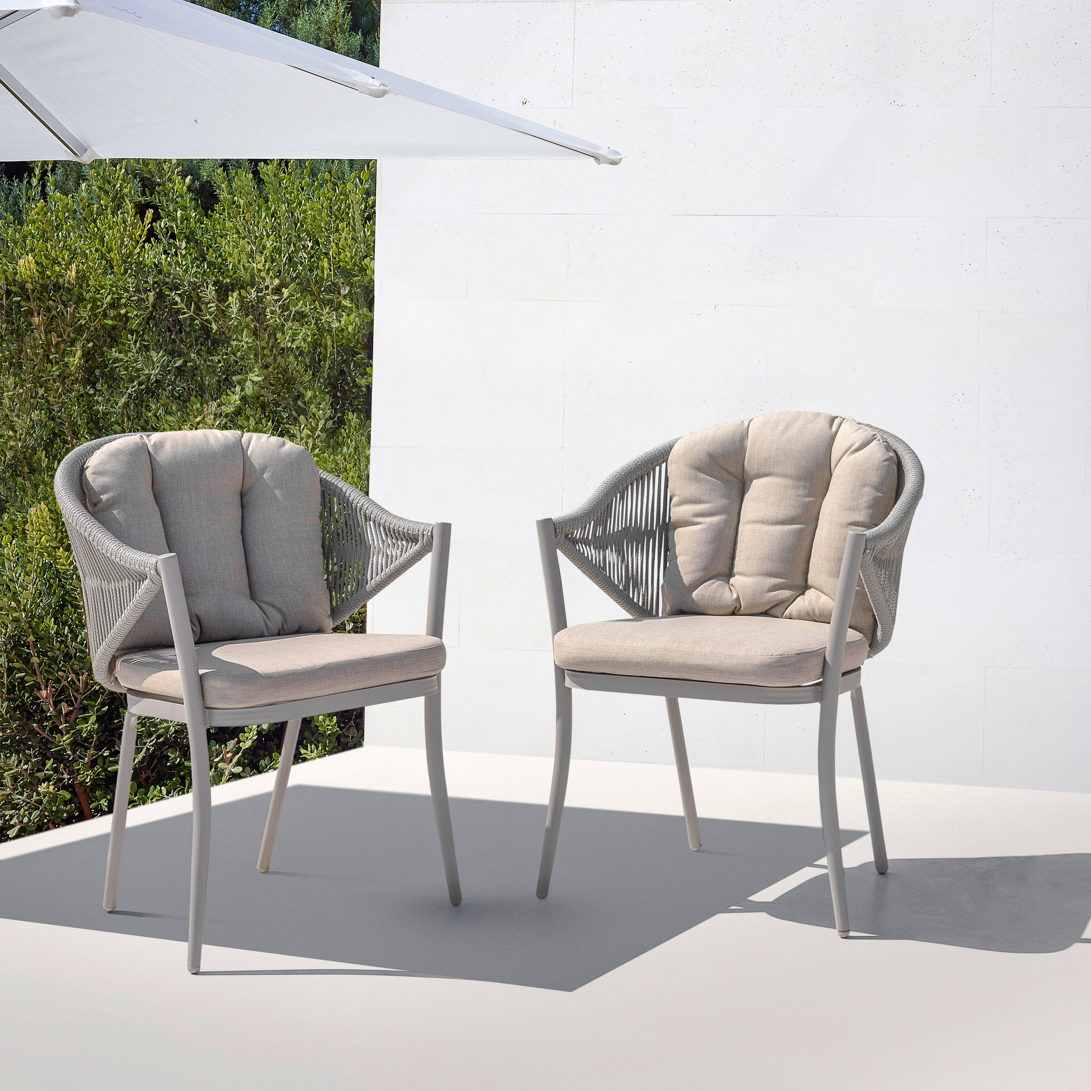 Angle. Nuu Garden - Outdoor 2-Pack 17'' x 20'' x 3.15'' Outdoor Throw Pillows, Olefin - Beige.