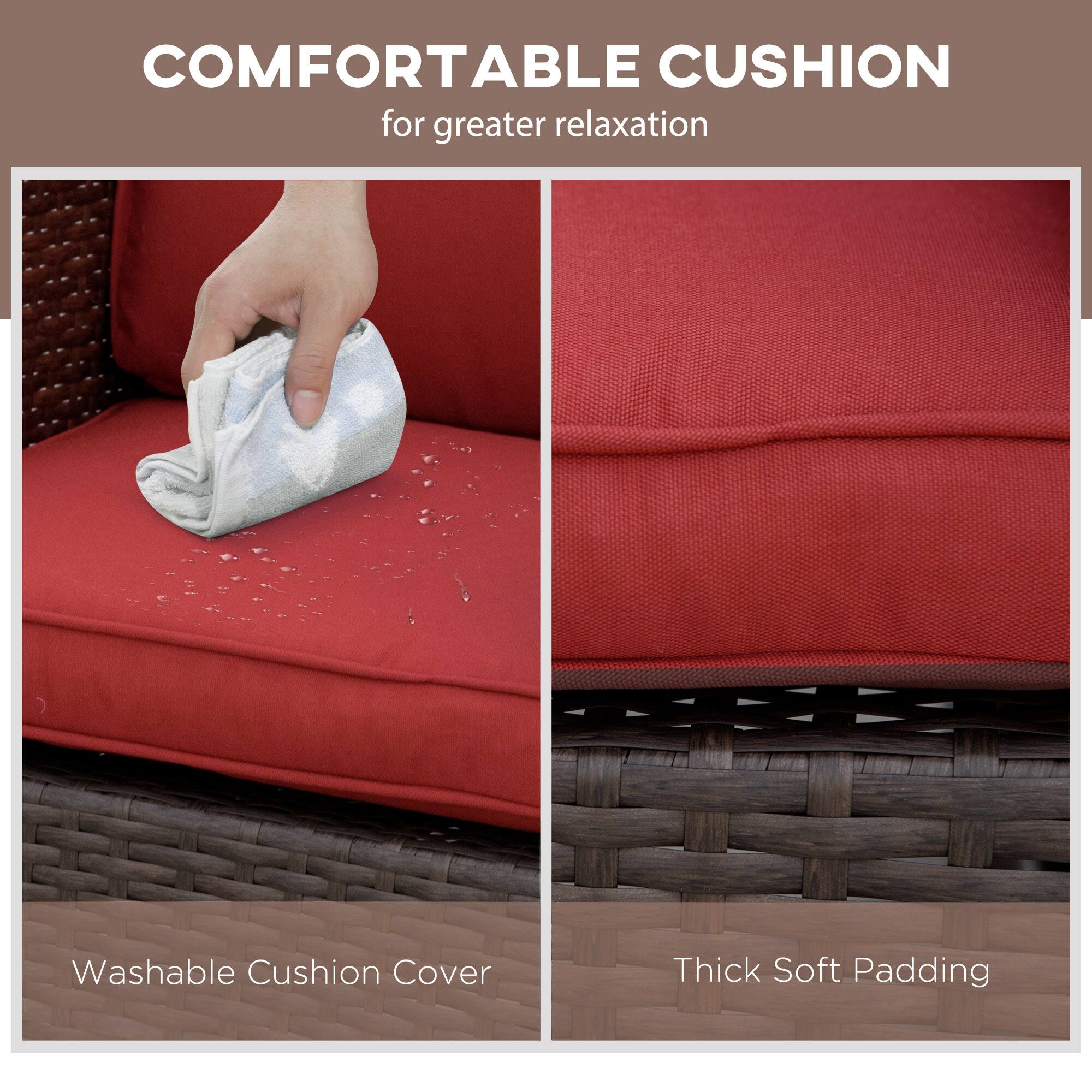 COMFORTABLE CUSHION  
for greater relaxation  

Washable Cushion Cover  

Thick Soft Padding