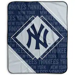 Pegasus - New York Yankees 50" x 60" Diamond Logo Fleece Blanket - Multicolor