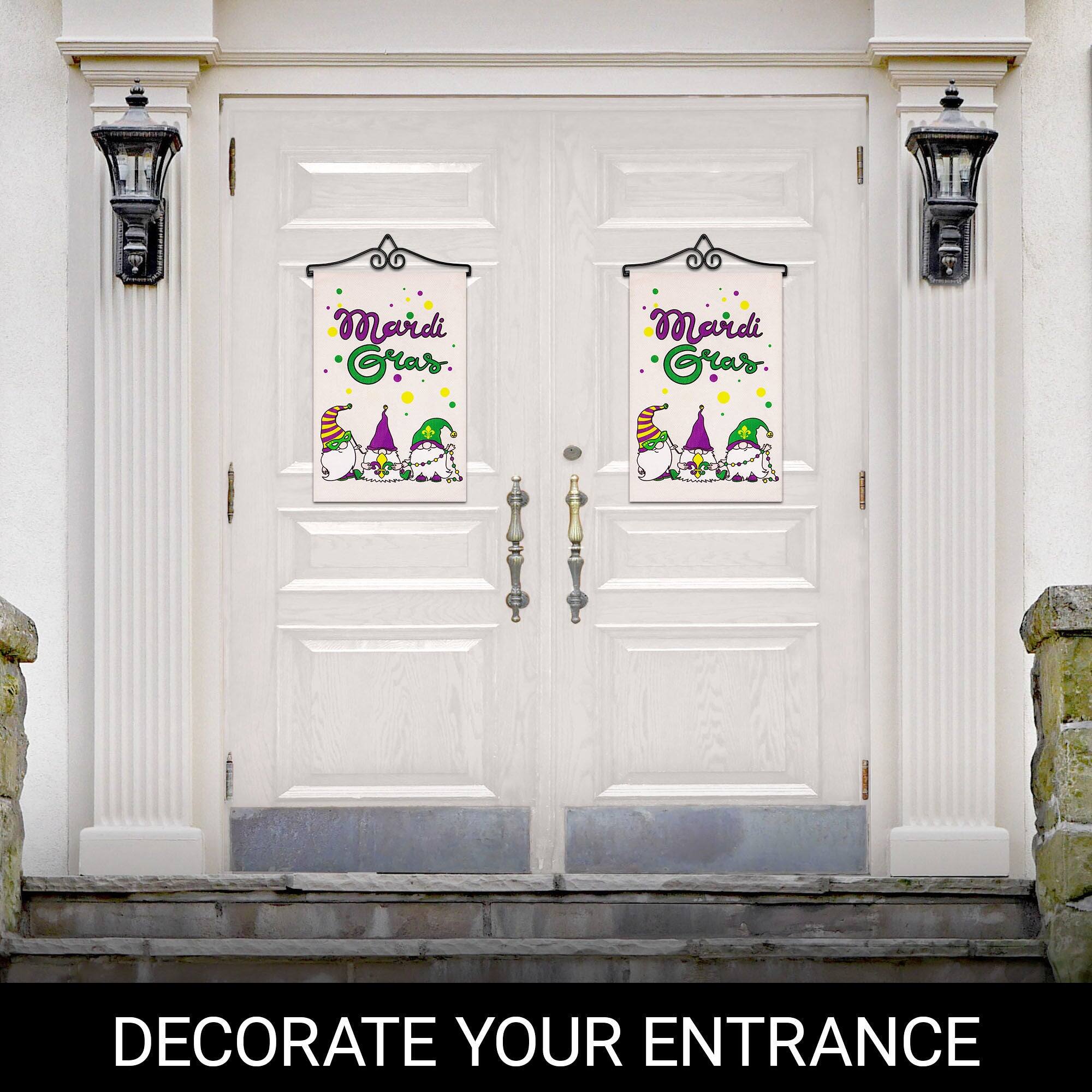 Mardi Gras  
DECORATE YOUR ENTRANCE