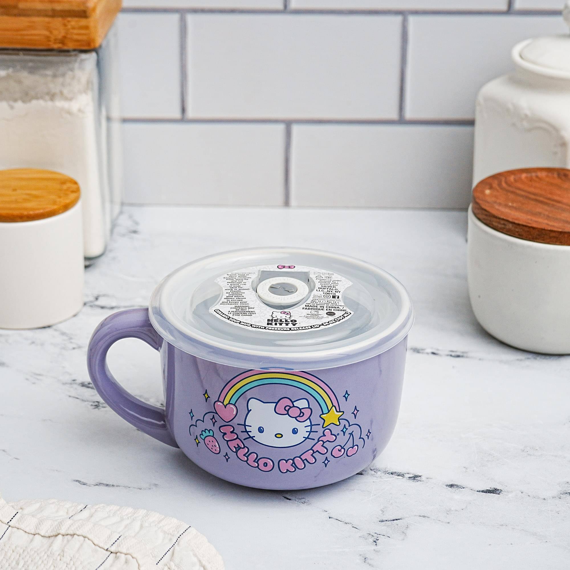 Hello Kitty  
Hello Kitty Cup