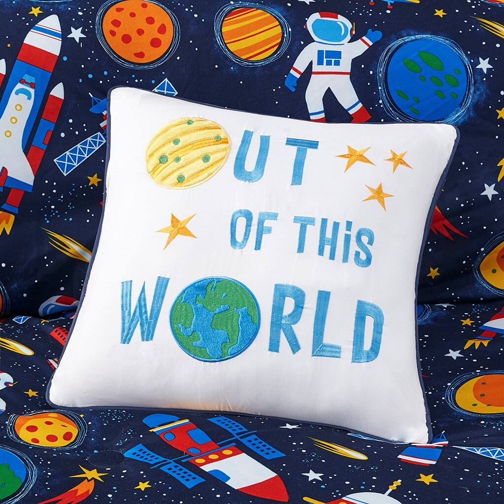 Gracie Mills Cedra Outer Space Comforter