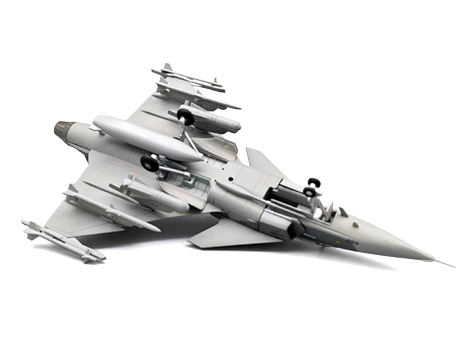 Alt View 2. Aviation 72 - Saab JAS 39A Gripen Fighter Aircraft "Cat’s Paw Livery" (2006) Swedish Air Force 1/72 Diecast Model by Aviation 72.