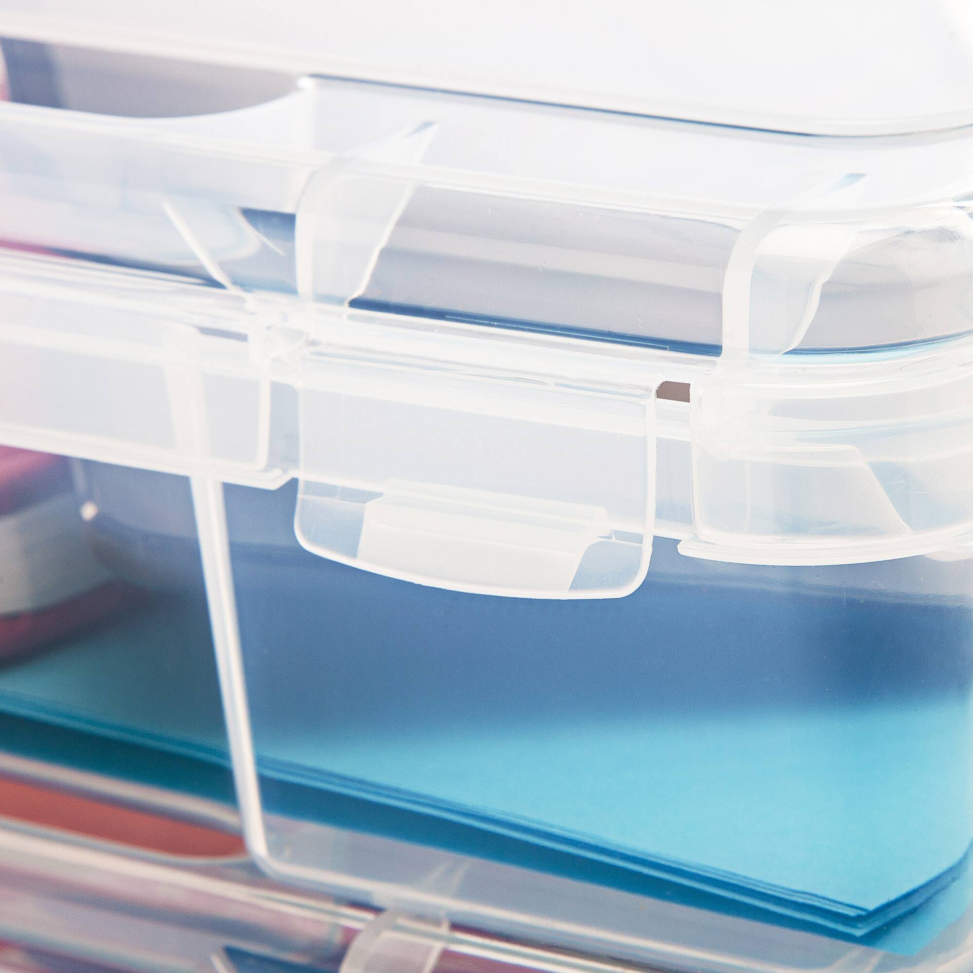Alt View 7. IRIS USA - IRIS USA Paper Thick Portable Plastic Scrapbook Storage Snap Tight Cases.
