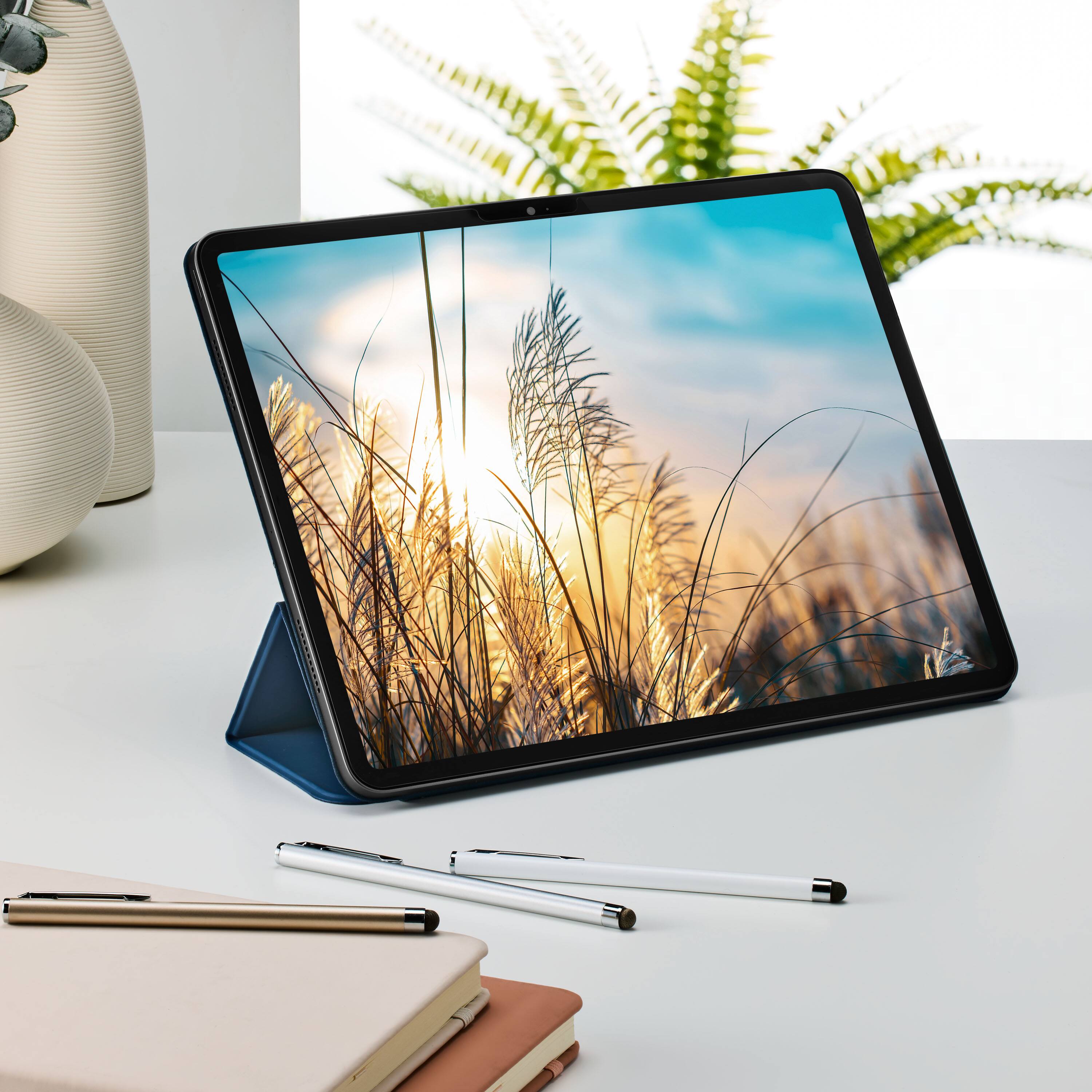 Alt View 2. Insignia™ - Glass Screen Protector for Apple iPad Air 13" and iPad Pro 13" (2-pack) - Clear.