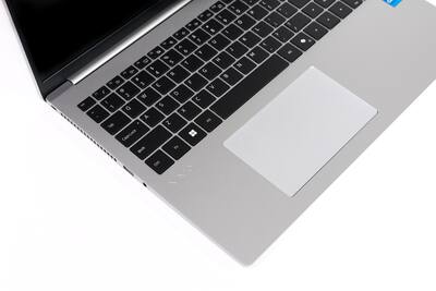VAIO 16