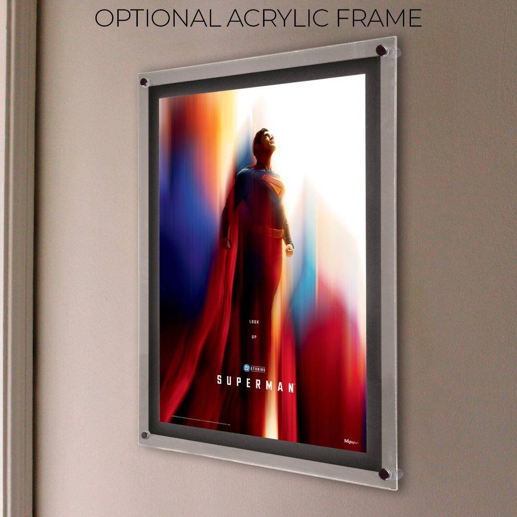 OPTIONAL ACRYLIC FRAME

SUPERMAN
