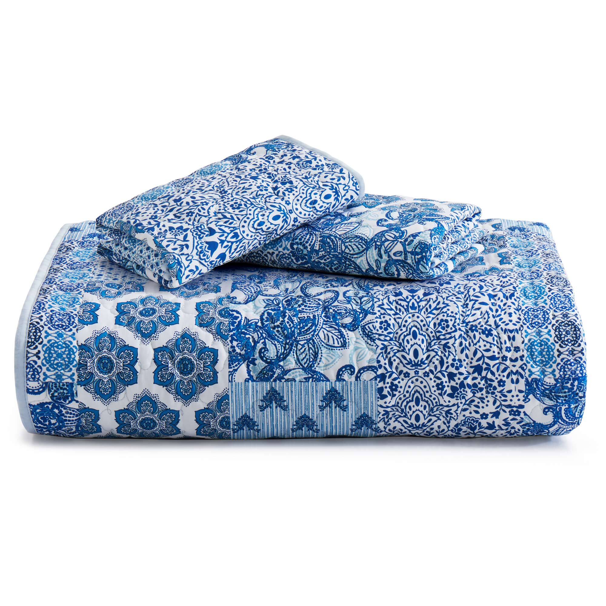 Left. Nest - Peace Nest Soft Printed Coverlet Set Floral Geometric Bedspread Modern Reversible Quilt and Shams Set - Savanna.