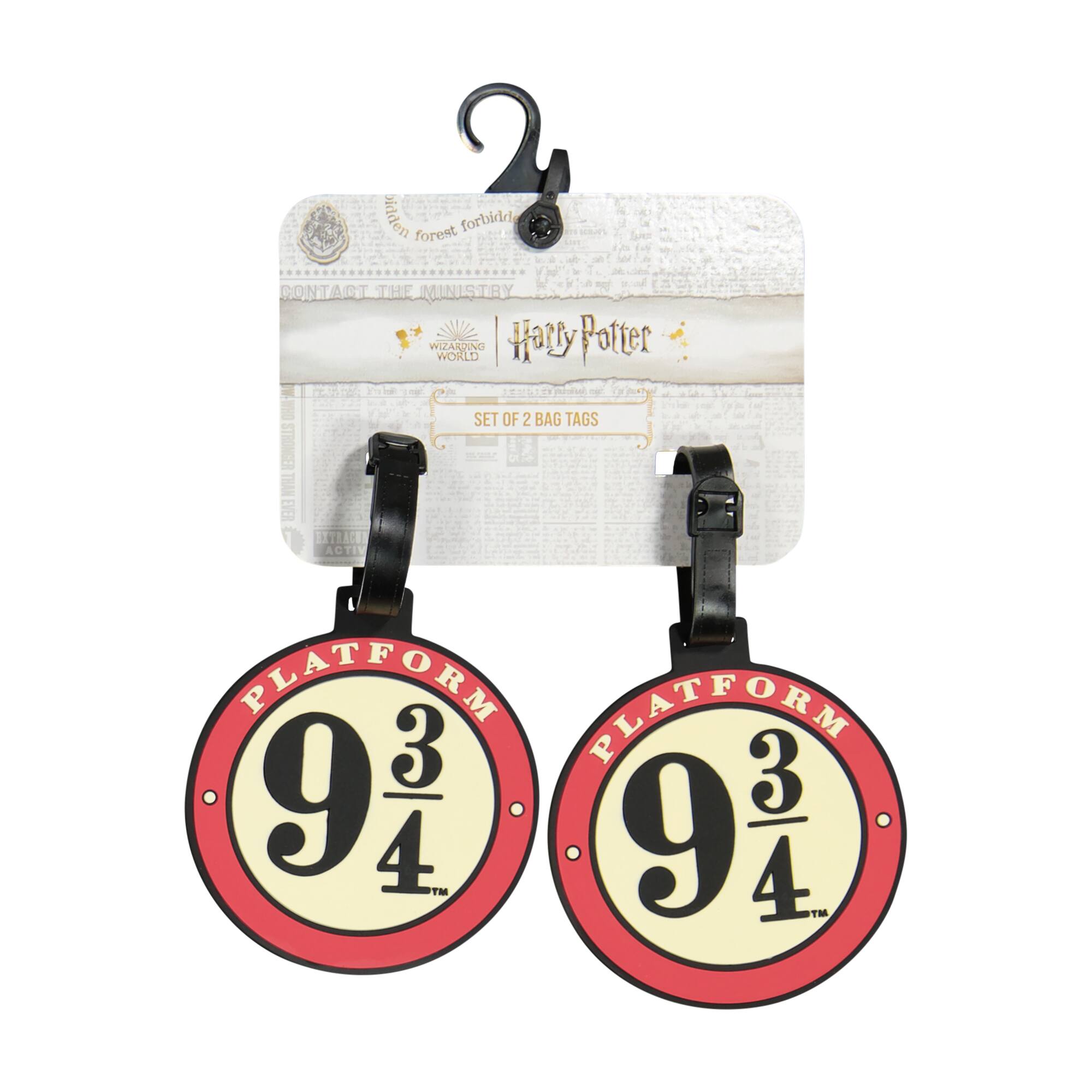 Hidden Forest Forbidden  
CONTACT THE MINISTRY  
WIZARDING WORLD  

Harry Potter  
SET OF 2 BAG TAGS  

PLATFORM 9 3/4