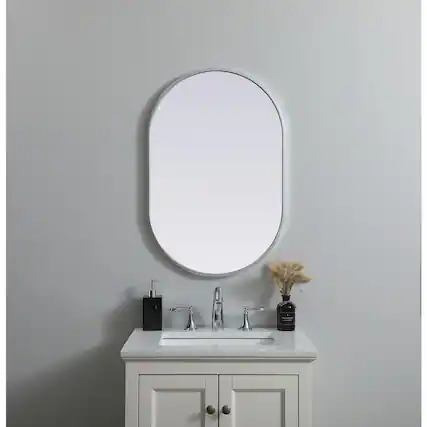 Front. Elegant Decor - Metal Frame Oval Mirror 20x30 Inch in Silver - Silver.