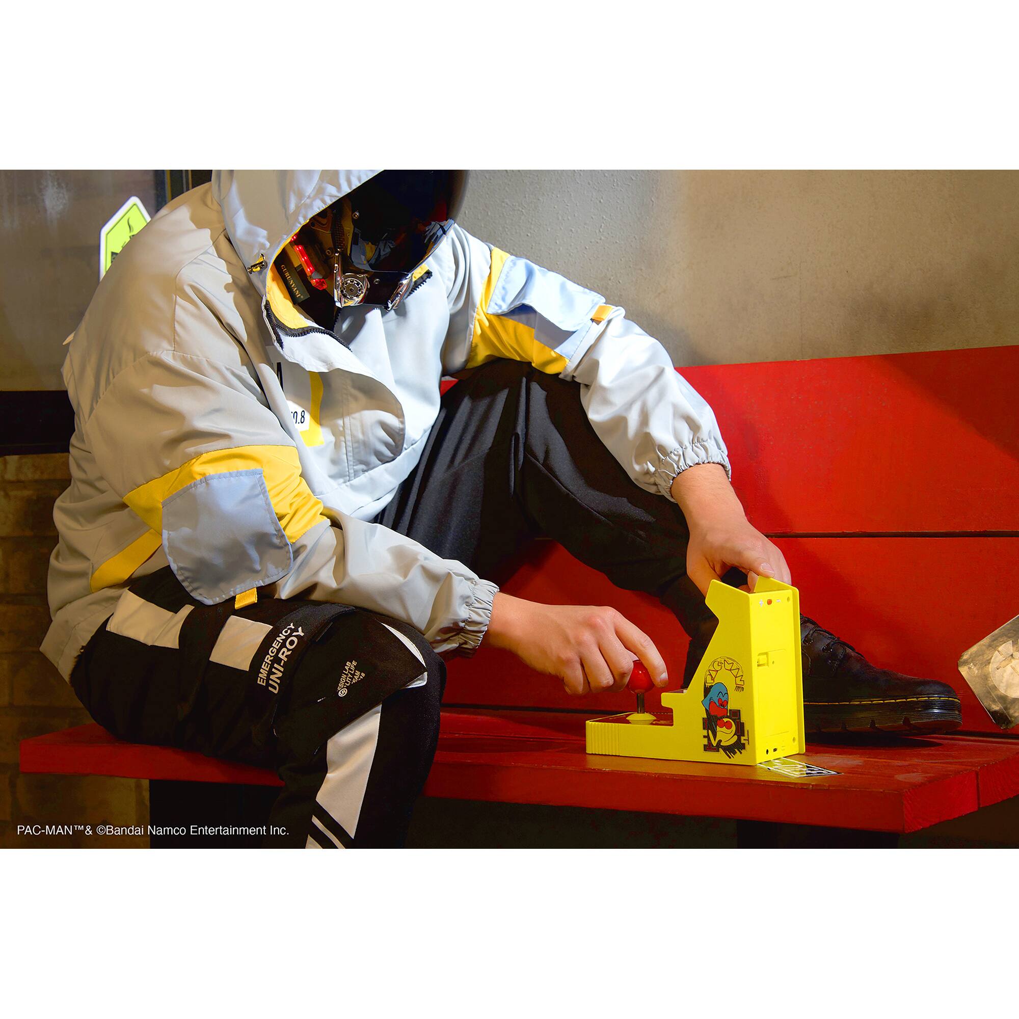 I HN 18 EMERGENCY ROOM NOTHING OTHER THAN PAC-MAN & BANDAI NAMCO ENTERTAINMENT INC.