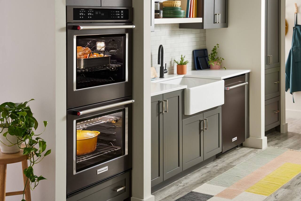 Alt View 14. KitchenAid - 30" Built-In Electric Convection Double Wall Oven with Air Fry Mode - Black Stainless Steel.