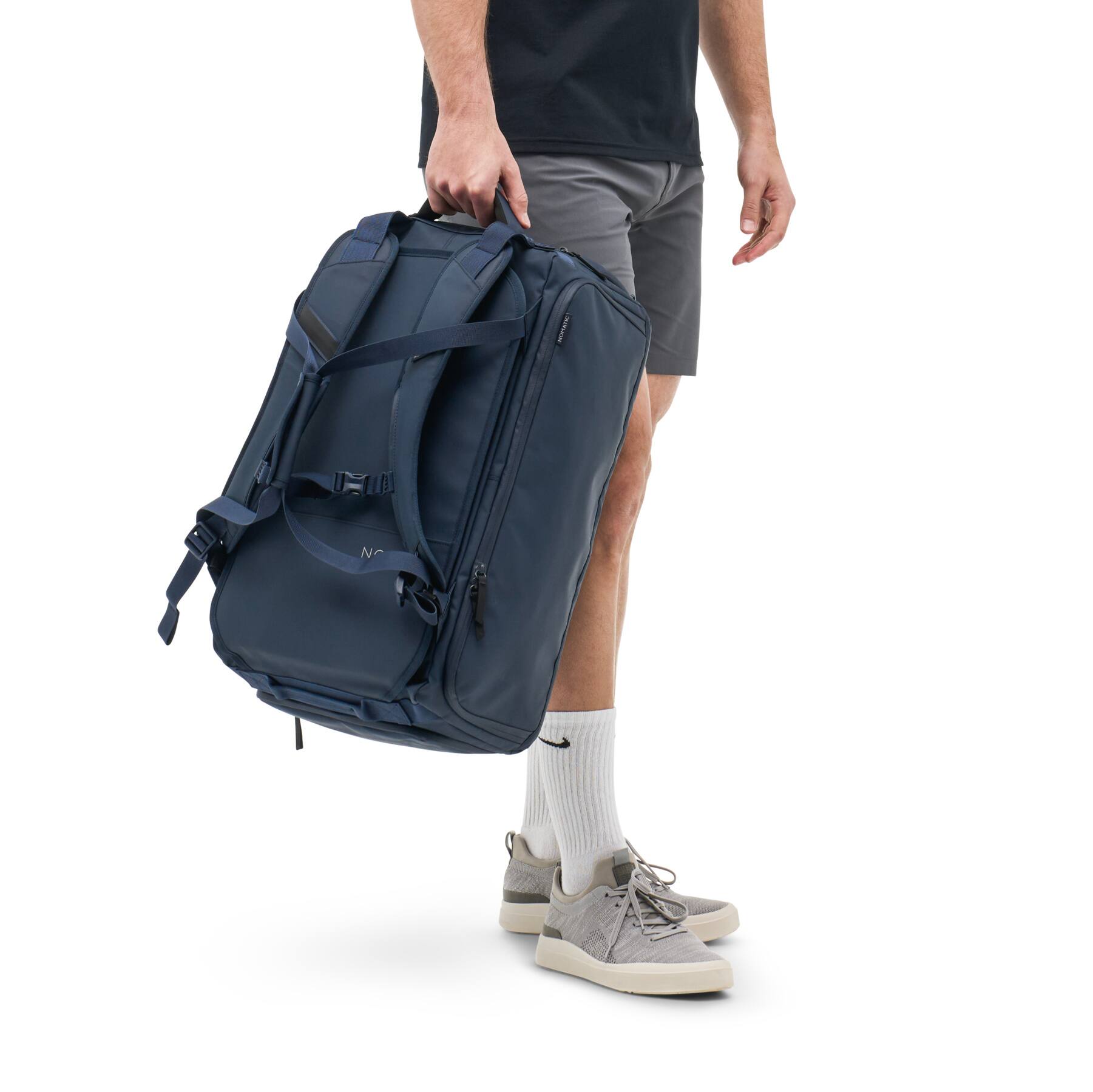 Alt View 3. Nomatic - Travel Bag 40L - Navy.