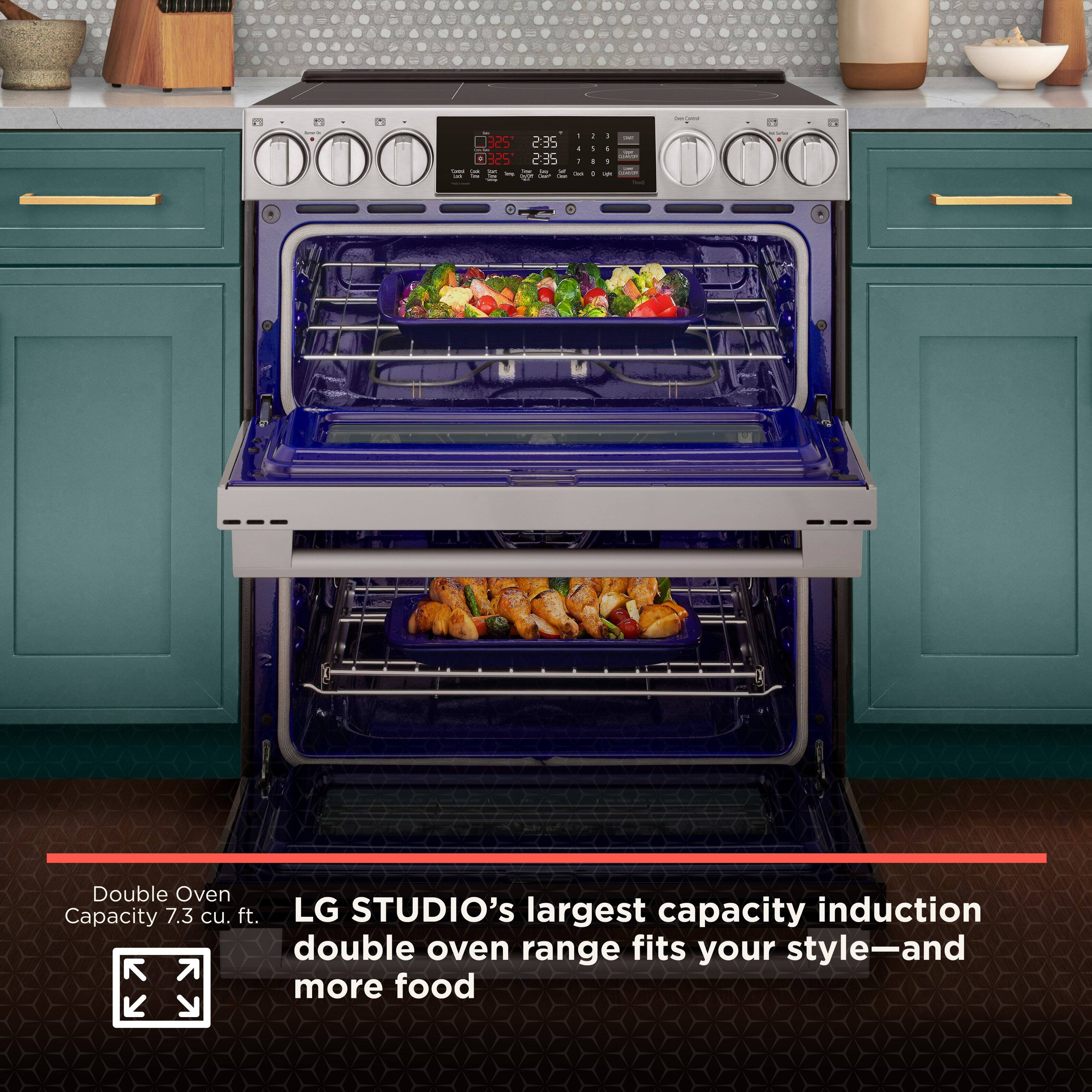 Double Oven Capacity 7.3 cu. ft.

LG STUDIO's largest capacity induction double oven range fits your style—and more food