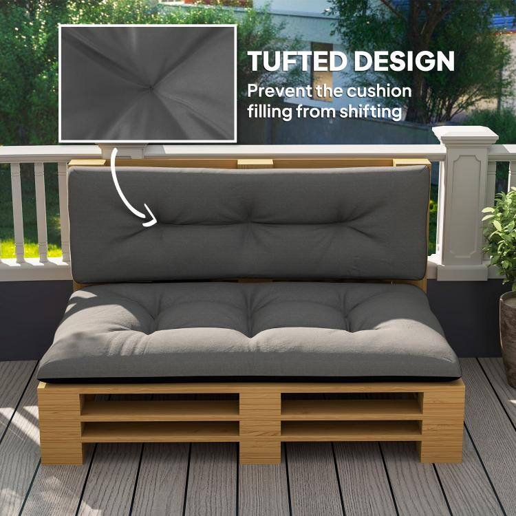 TUFTED DESIGN  
Prevent the cushion filling from shifting