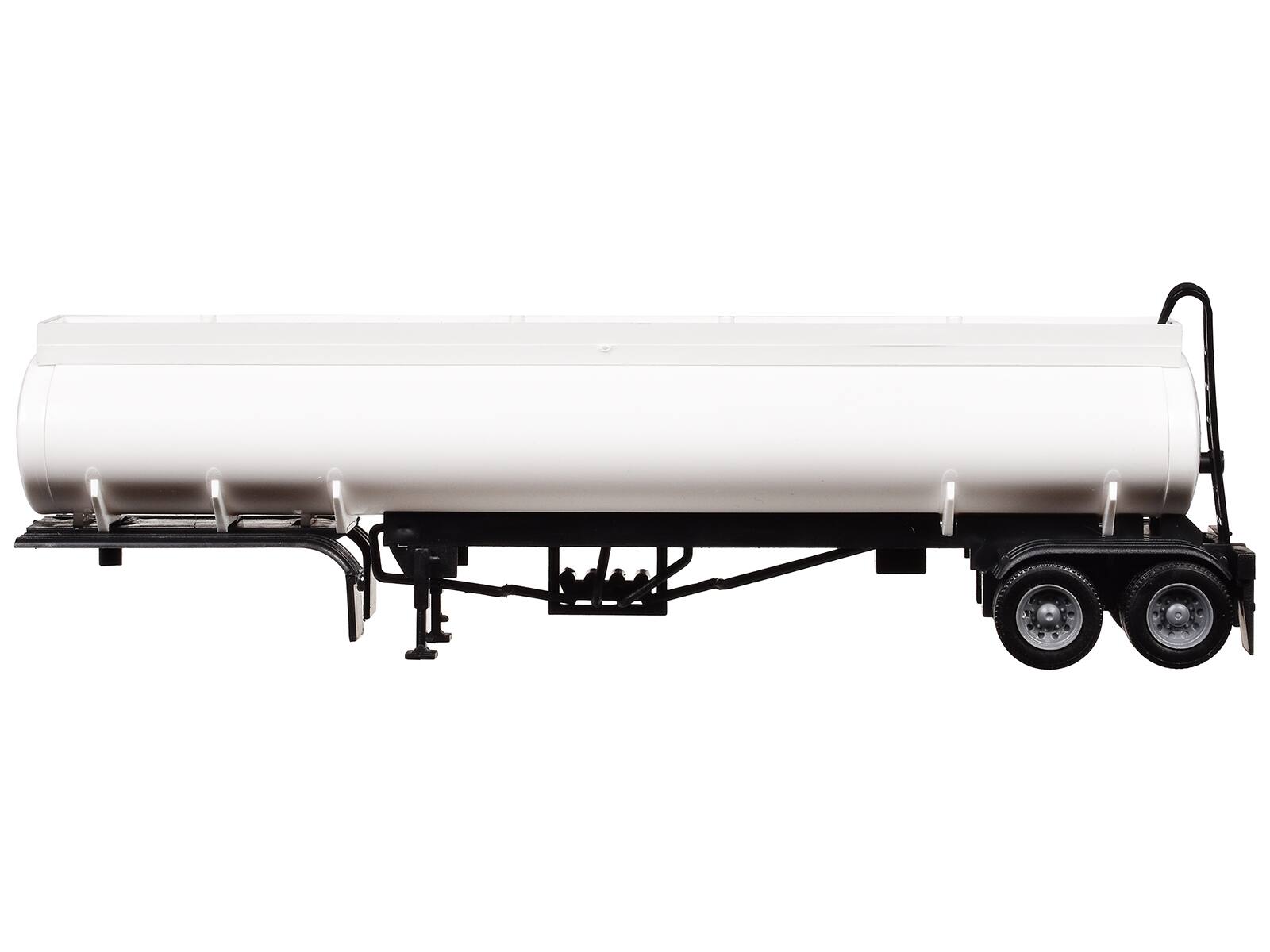 Angle. Promotex - Elliptical Tanker Trailer White 1/87 (HO) Plastic Model by Promotex - White.