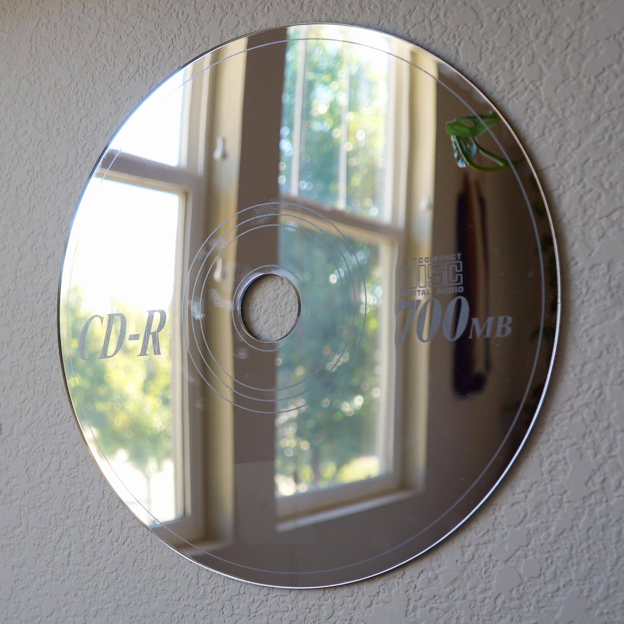 COMPACT DISC  
DIGITAL AUDIO  
CD-R  
700MB