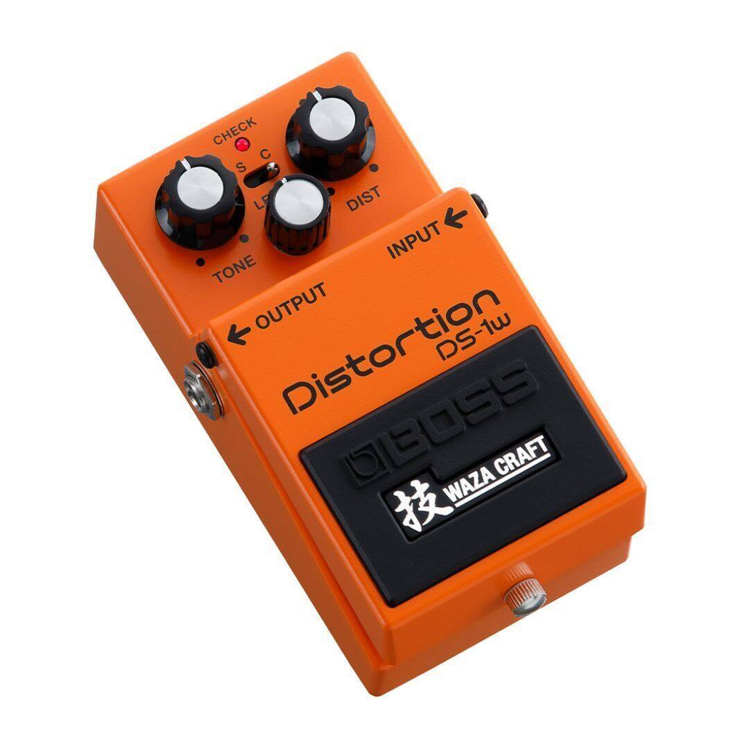 CHECK C S LP DIST INPUT TONE OUTPUT  
Distortion DS-1w  
BOSS WAZA CRAFT