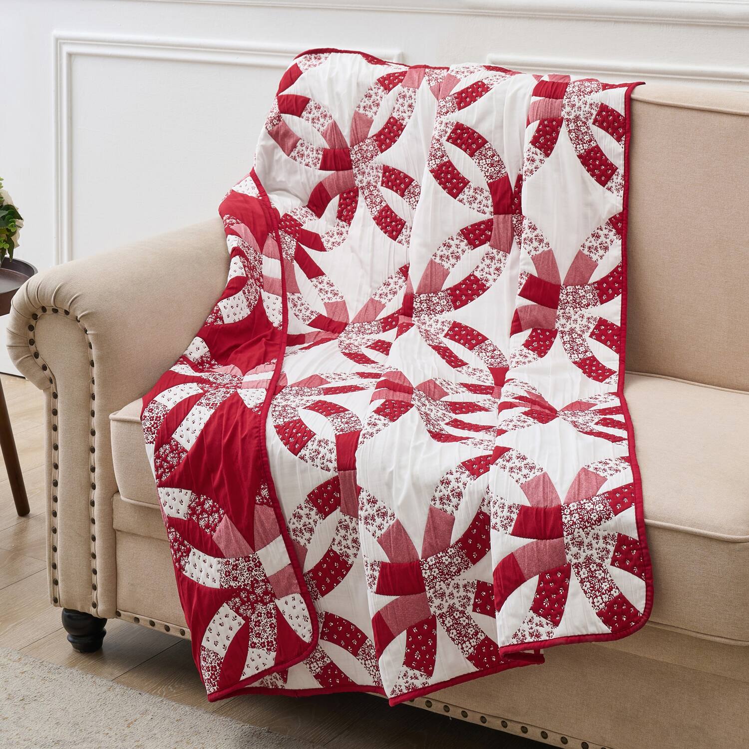 Left. Greenland Home Fashions - Greenland Home Fashions 100% Jacquard Woven Polyester Wedding Ring Accessory Throw Red - Red.
