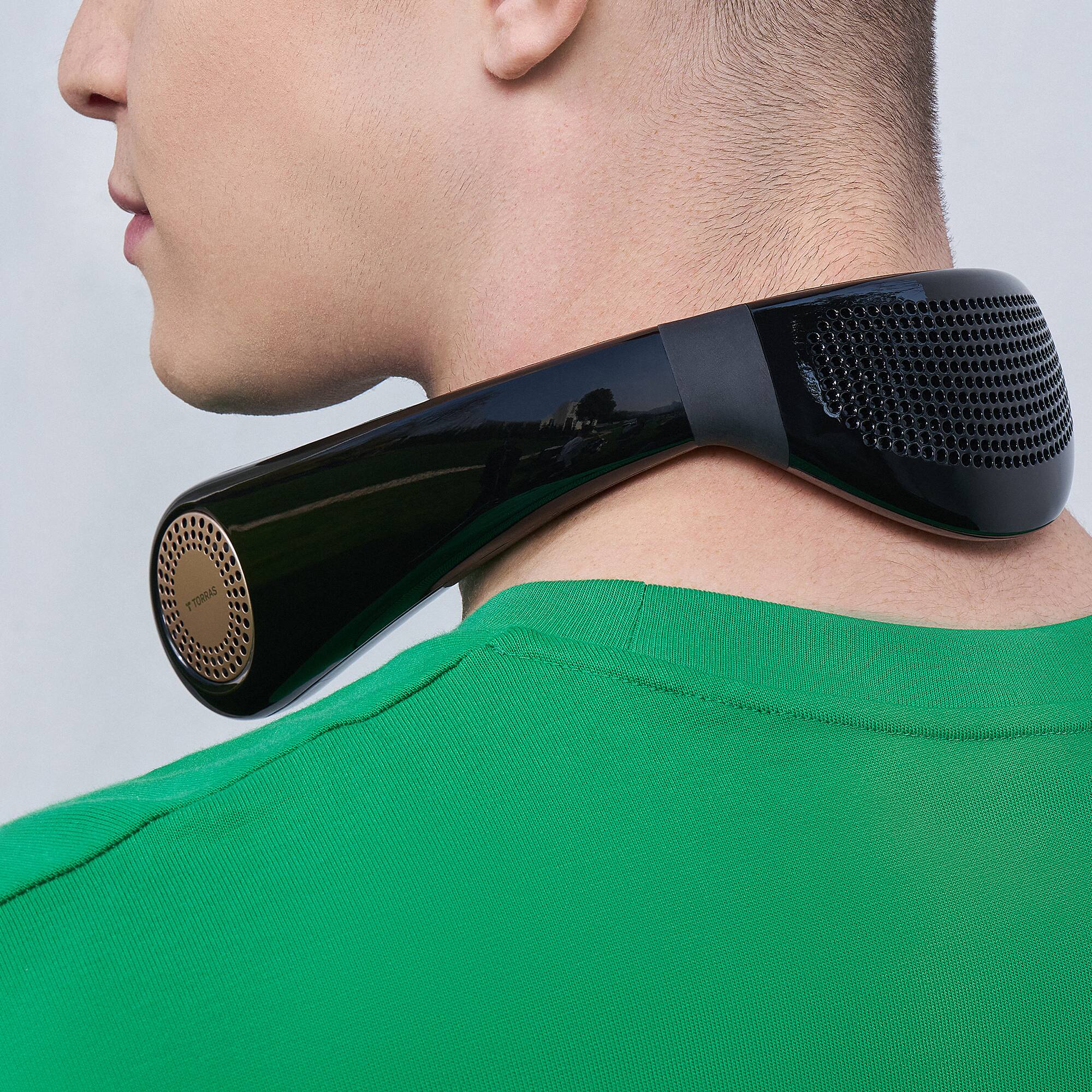 Alt View 17. TORRAS - COOLiFY Air Instant Cooling and Heat Therapy Ultra-Light Personal Cooling Bladeless Portable Neck Fan - Midnight Black.