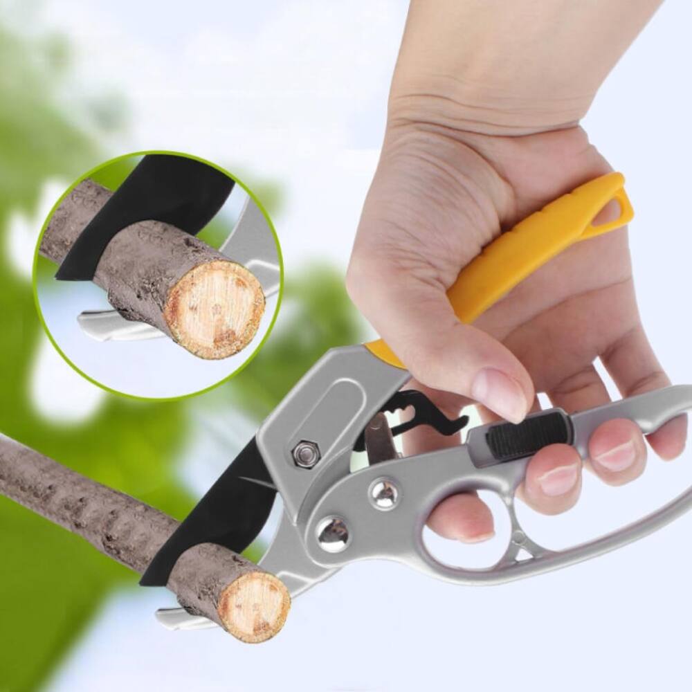 Alt View 1. Alchemy Casas - PRUNING SHEARS WITH FINGER GUARD - Yellow.
