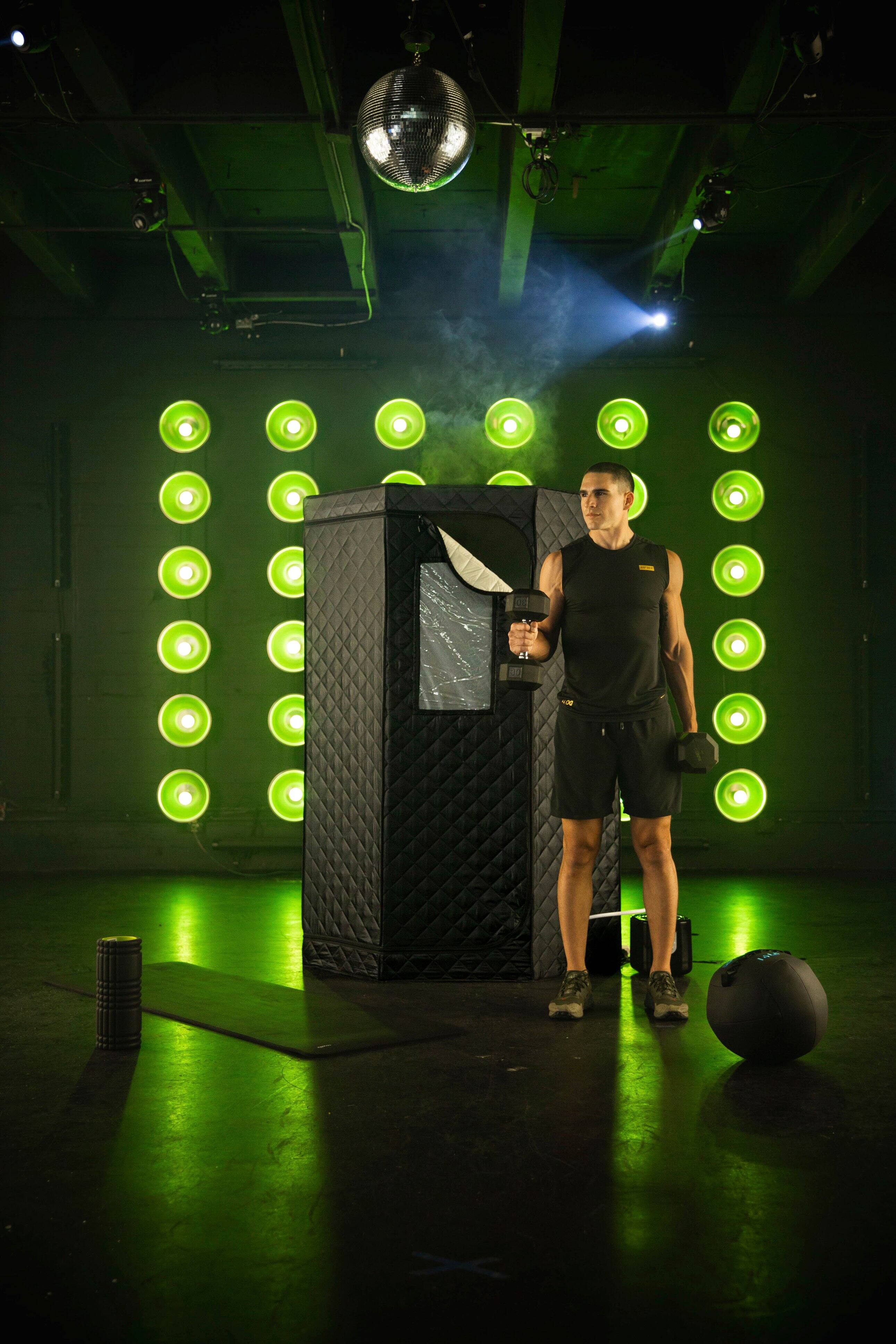 Alt View 1. Saunabox - SmartSteam Kit Pro - Black.