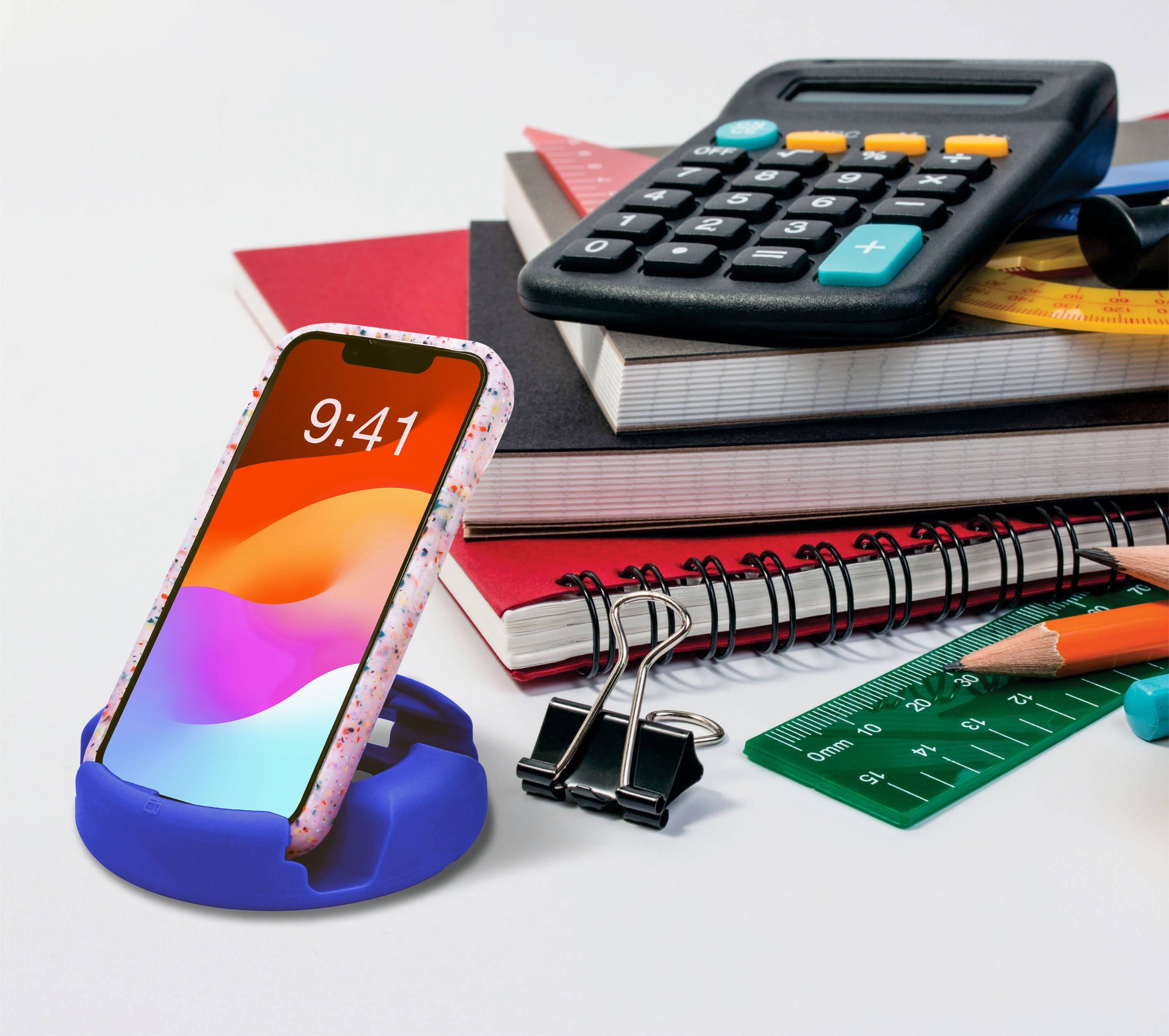 The text on the image appears to be a mix of numbers, letters, and symbols. Here is the corrected and grouped version:

- Calculator: O OFF V 9 - 7 8 9 X 4 5 6 - 1 2 3 O - + - O
- Time: 9:41
- Other: P2 T e C N E 1. 1 9:41 T 00 30 20 10 13 0mm 14 15 12 1

This seems to be a combination of a calculator layout, a time display, and some other alphanumeric characters.