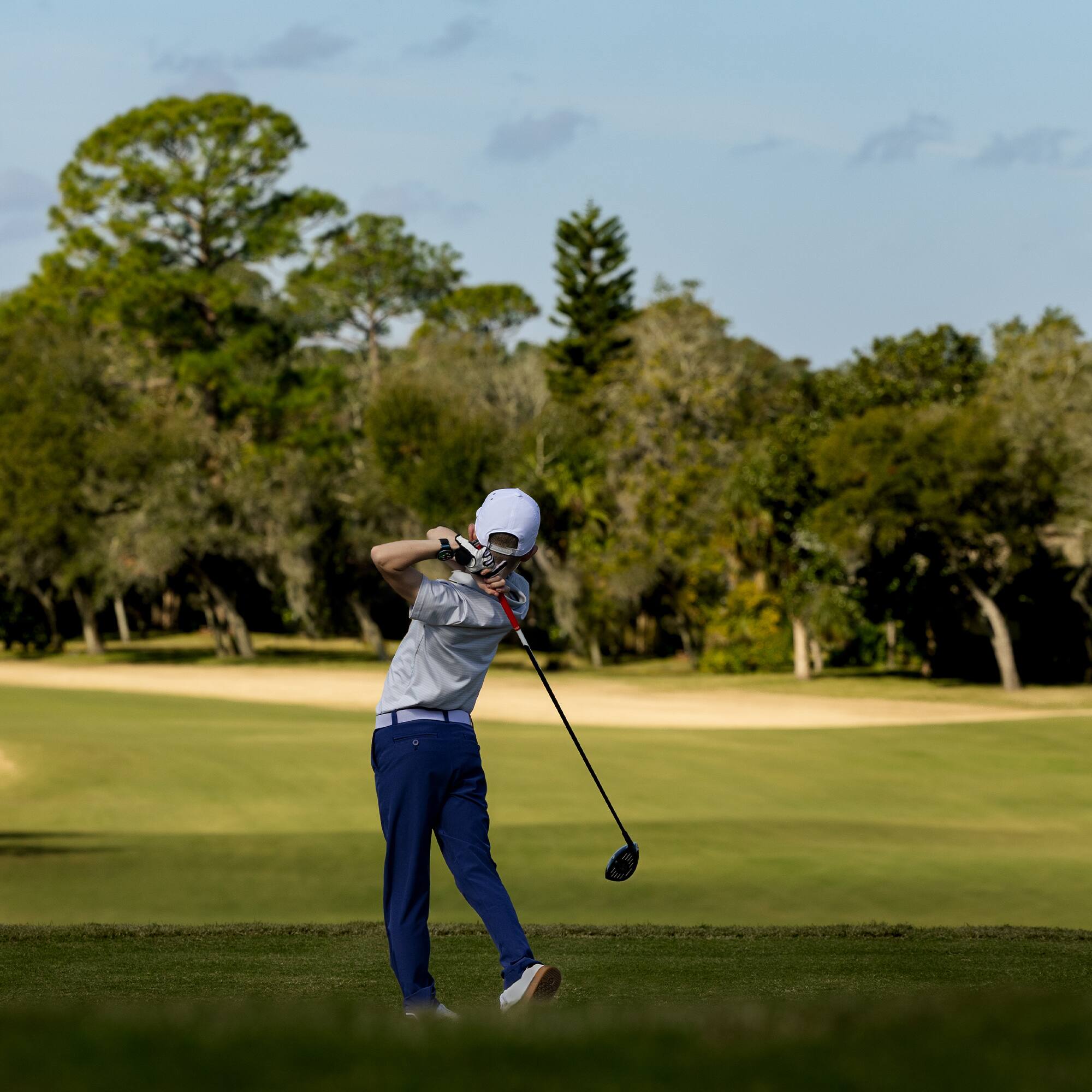 Alt View 6. Garmin - Garmin Approach J1 Junior GPS Golf watch - Silver with Lilac Band - Silver.