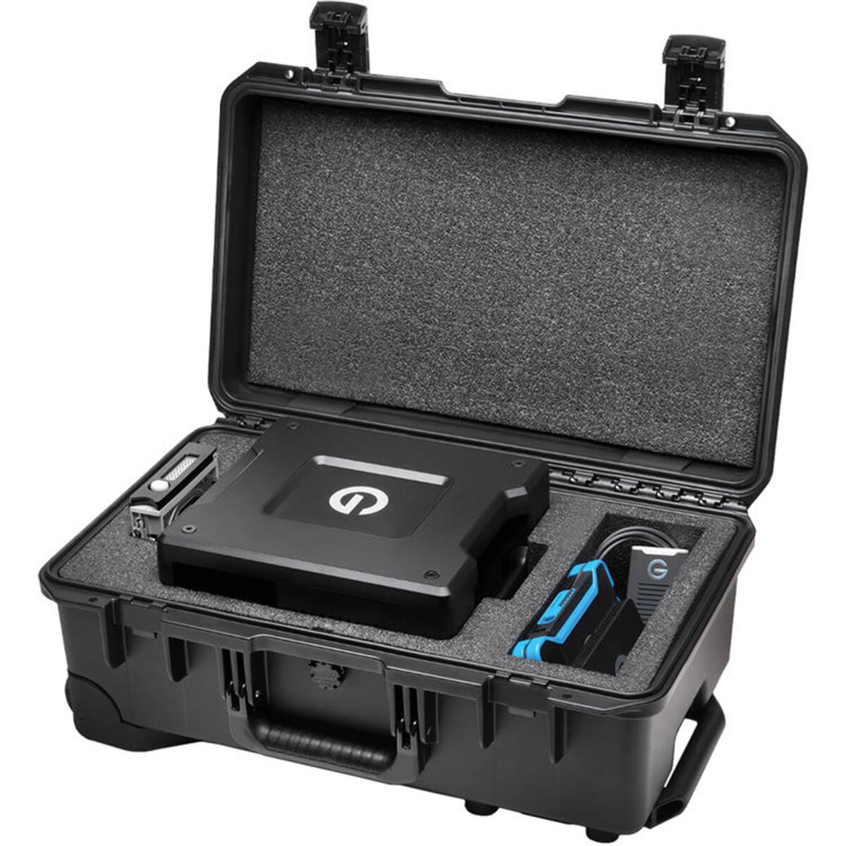 Alt View 9. WD - WD G-RAID Shuttle 4-Bay Thunderbolt 3 and USB-C RAID Array with 48TB (4x 12TB) Removable HDD, Bundle with iM2500 Storm.