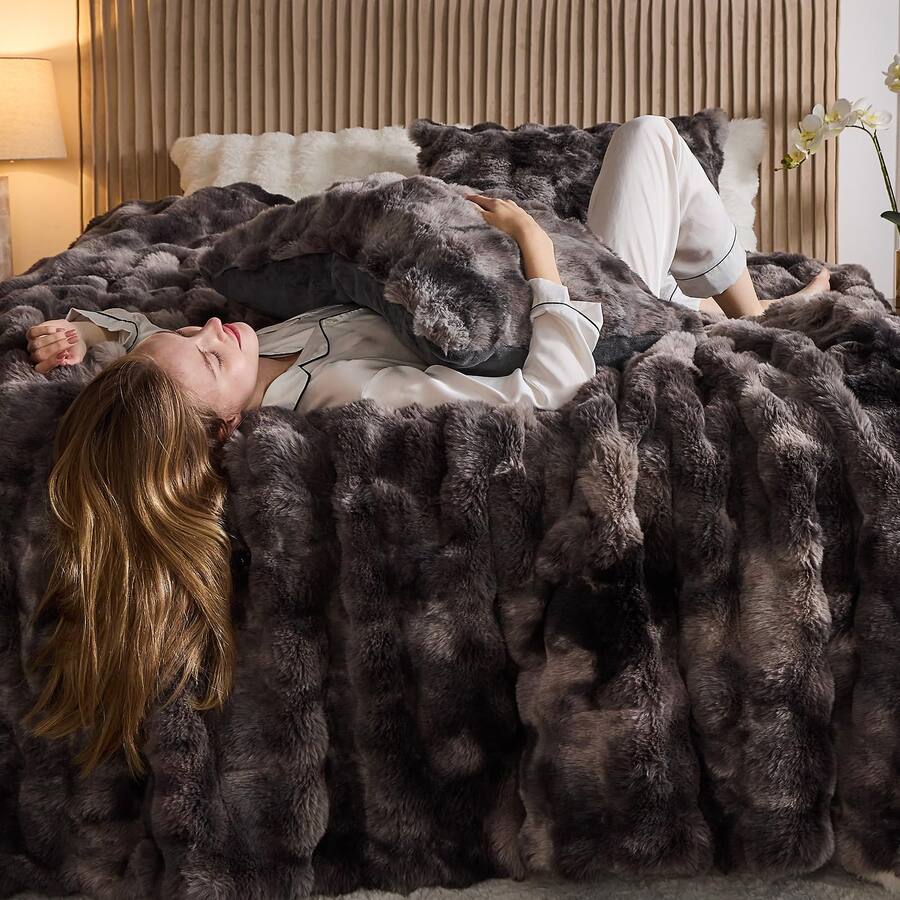 Dapper Styles Faux King Comforter Set Tie dye Dark Fluffy Size Big ...