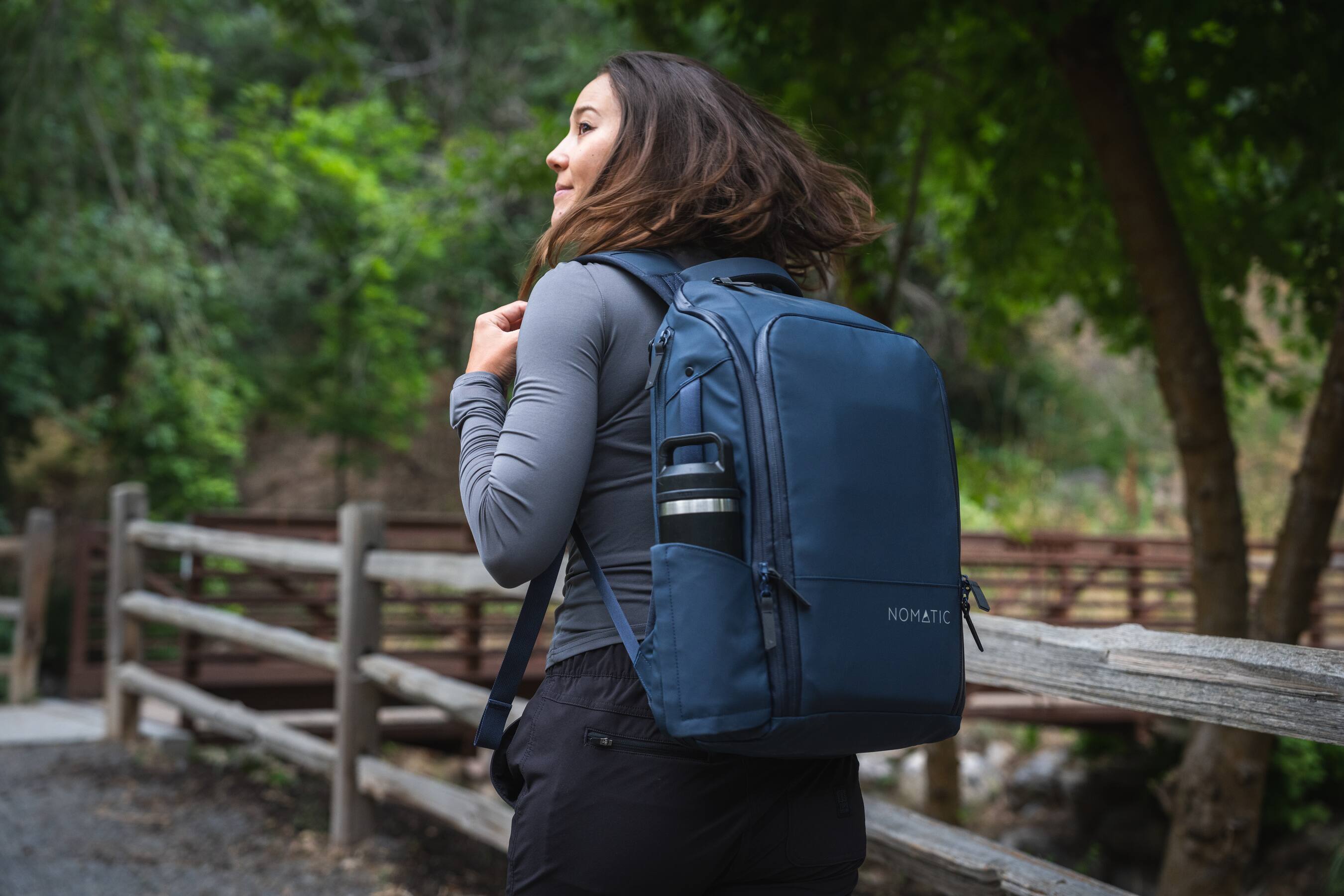 Nomatic Backpack 20L Navy - Best Buy