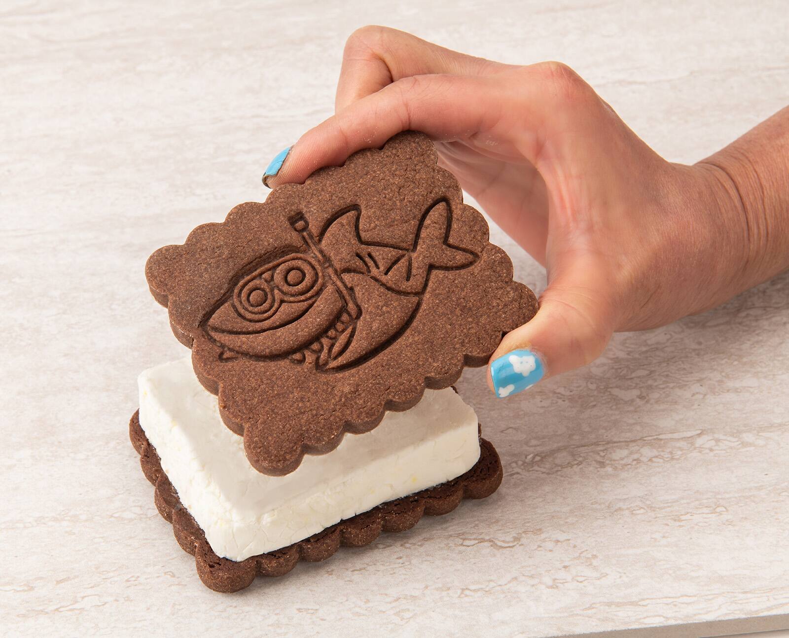 Alt View 4. MOBI - Silicone Ice Cream Sandwich Maker, Shark - Blue.