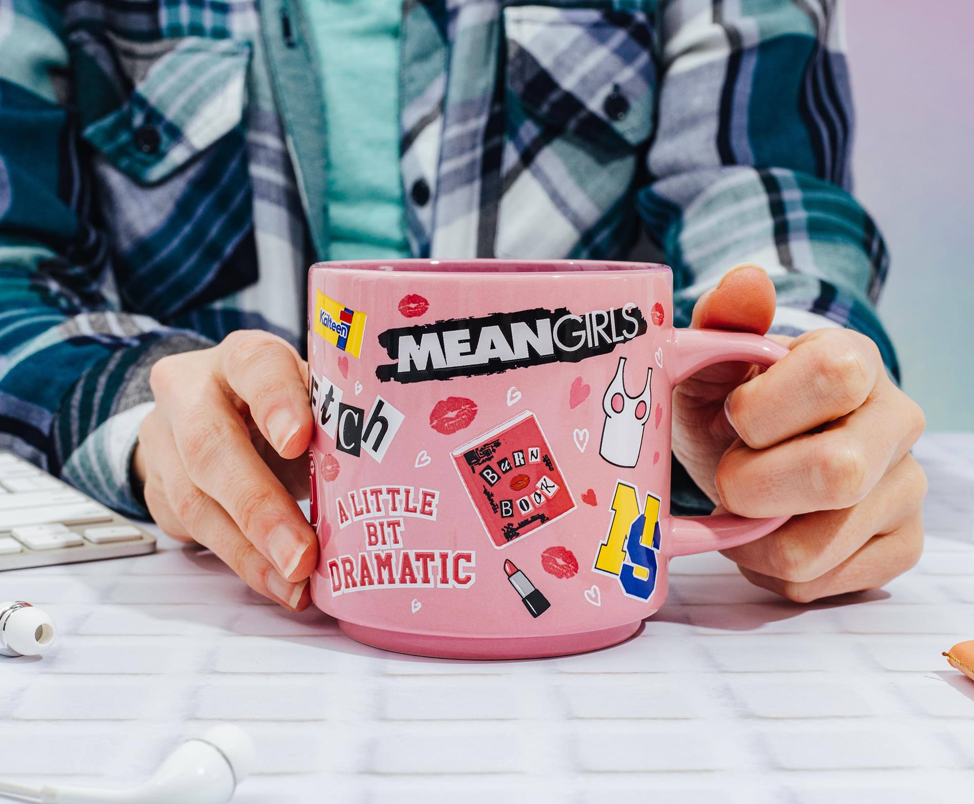 MEAN GIRLS  
A LITTLE BIT DRAMATIC  
BURN BOOK  
NS