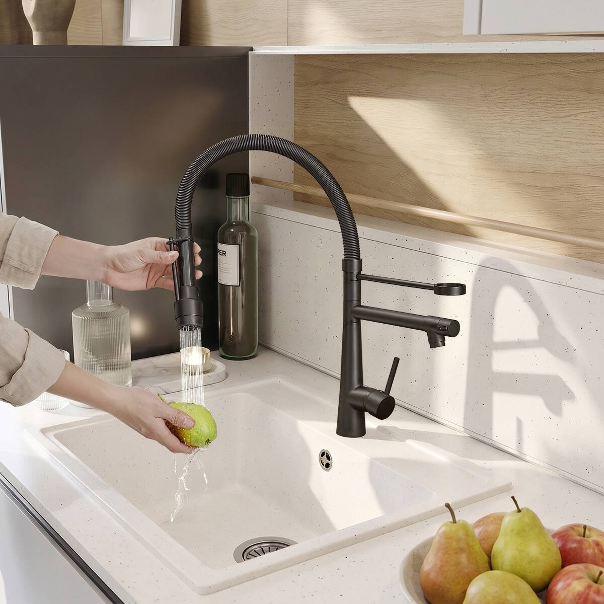 Alt View 4. Ropilly - Ropilly Black Pull Down Kitchen Faucet, Dual Outlet Pull Down Sprayer Faucet with 360 Swivel Spout - Black.