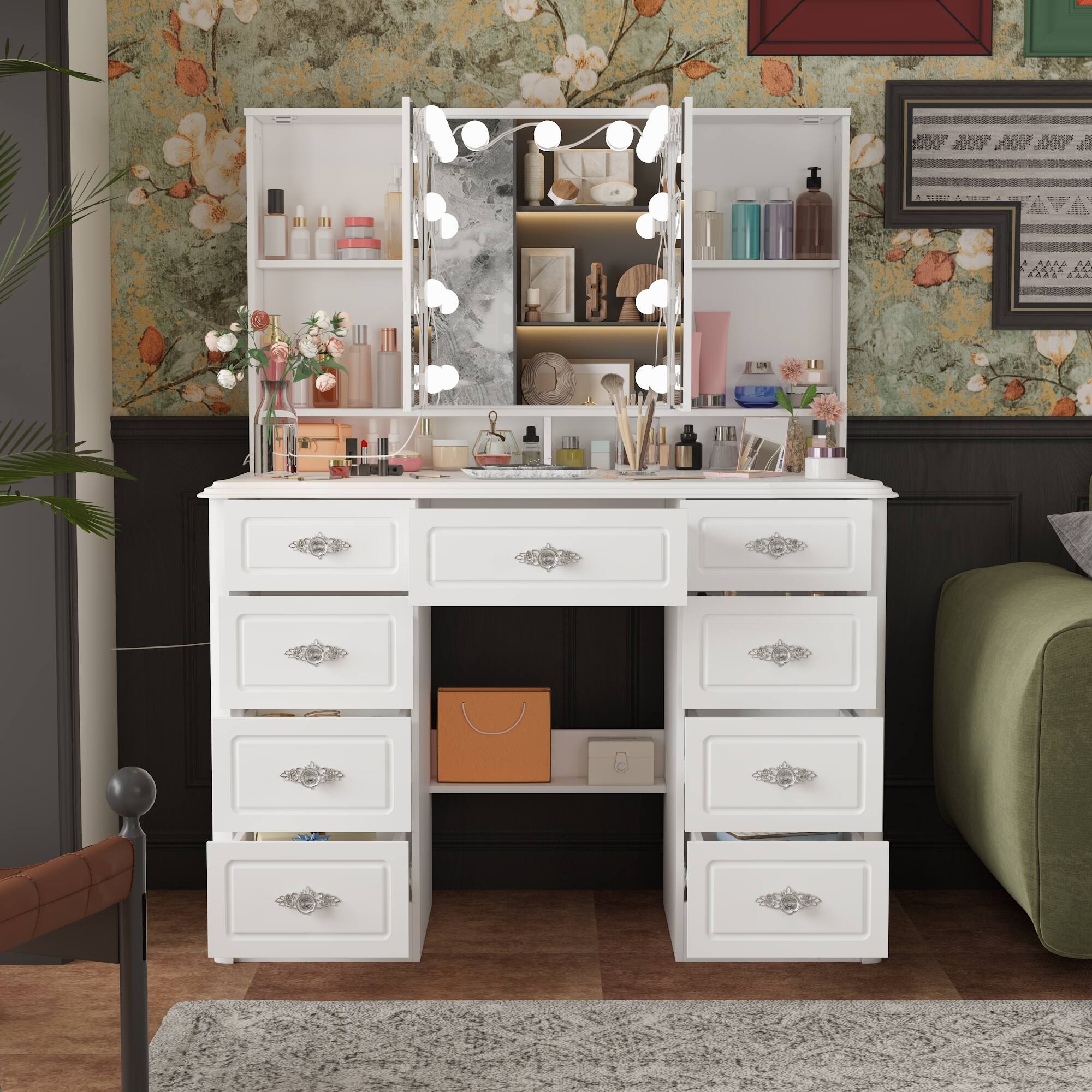 The text in the image appears to be a mix of letters and numbers, possibly a code or a sequence. Here is the corrected and grouped version:

JUULP E . AAAA AA RT ... BAAA ...