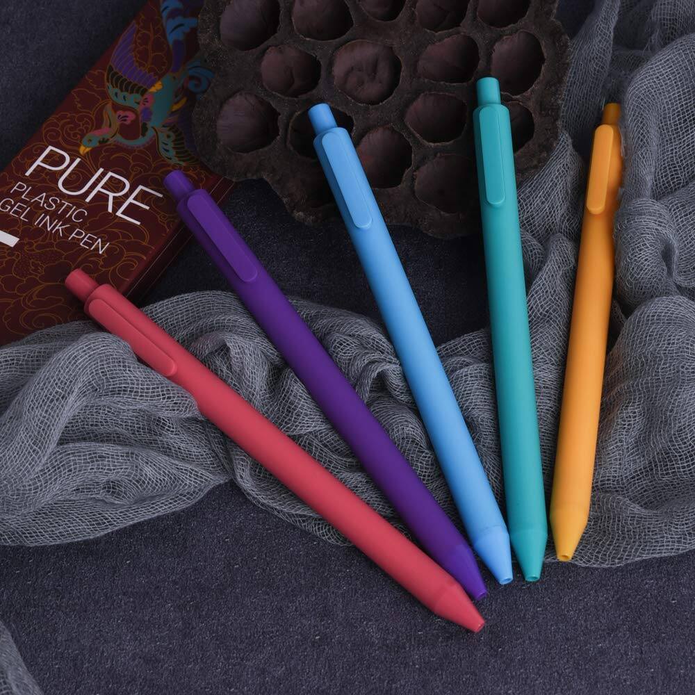 PURE  
PLASTIC GEL INK PEN