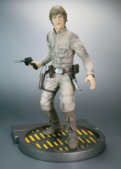 Front. Star Wars - Star Wars Luke Skywalker Kotobukiya Vinyl Model Kit Figure - Gray.