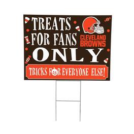 Evergreen Enterprises - Cleveland Browns 18" x 24" Halloween Treats Outdoor Yard Sign - Multicolor