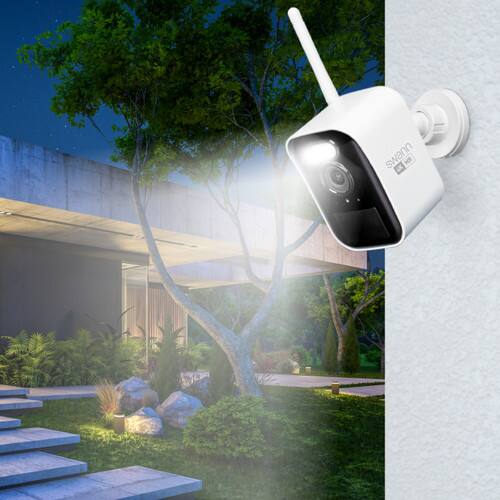 Left. Swann - MaxRanger4K™ Mini Long-Range Wireless Security System with 3 Cameras.