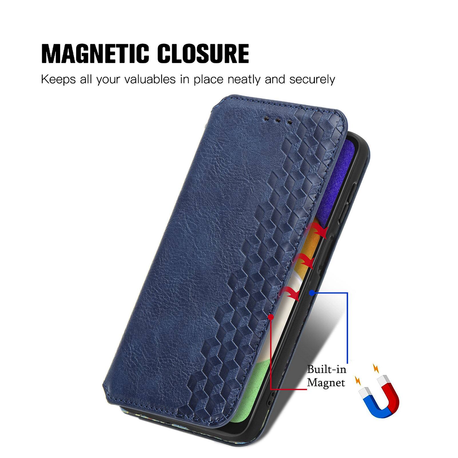 MAGNETIC CLOSURE  
Keeps all your valuables in place neatly and securely  
Built-in Magnet