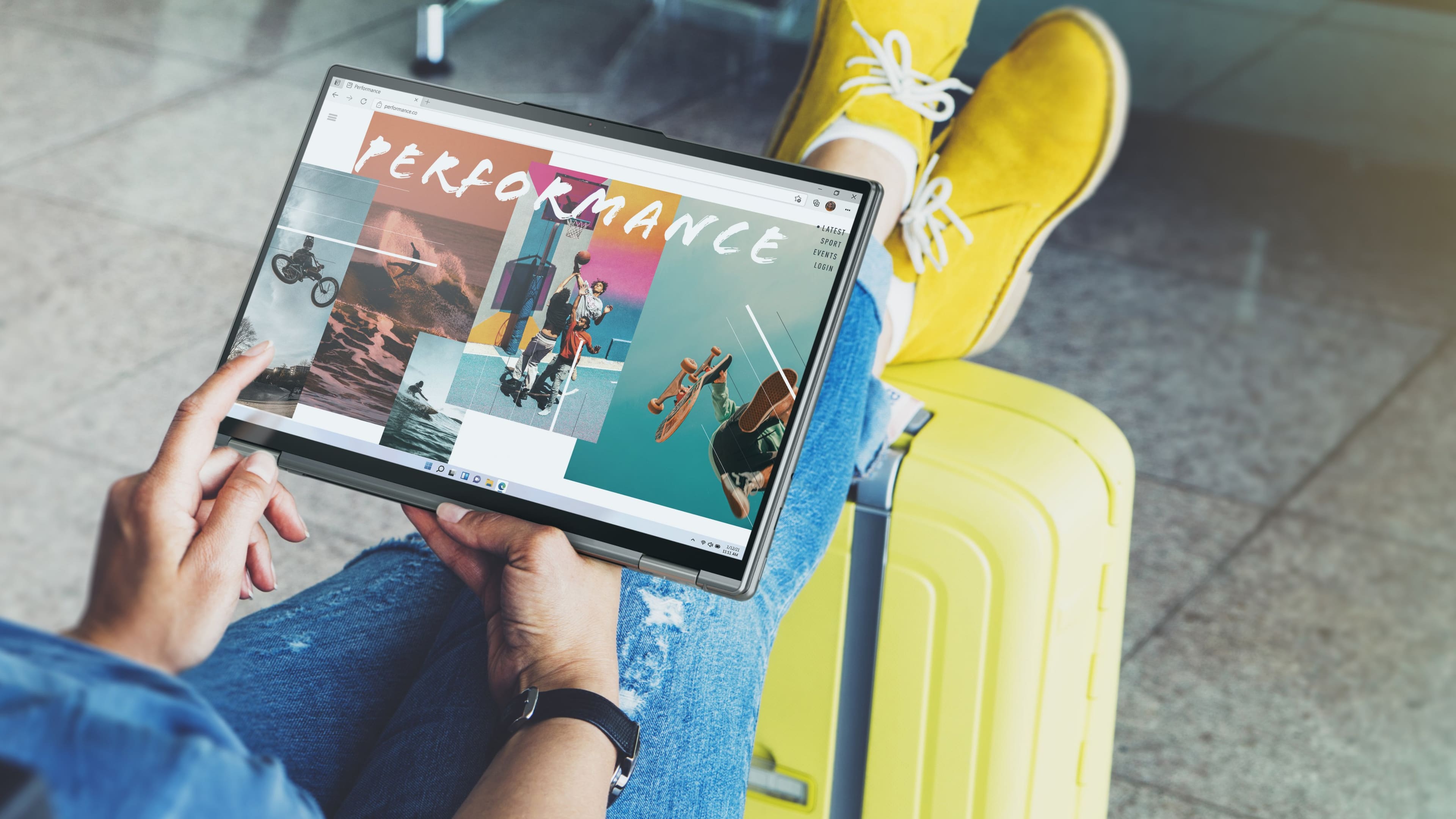 Alt View Zoom 1. Lenovo - Yoga 7i 16" 2.5K Touch 2-in-1 Laptop - Intel Evo Platform - Core i7-1260P - 16GB Memory - 512GB SSD - Arctic Grey.