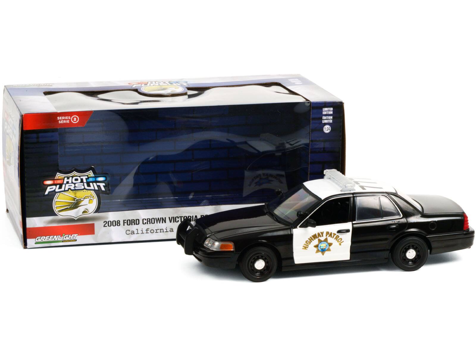 PE SERIES 2  
SRIE umTIO 1TN IBITeN LIMITE 124  
HOT PURSUIT  
CROWN VICTORIA  
2008 FORD  
California HIGHWAY PATROL  

LIMITED EDITION  
1:24  

GREENLIGHT