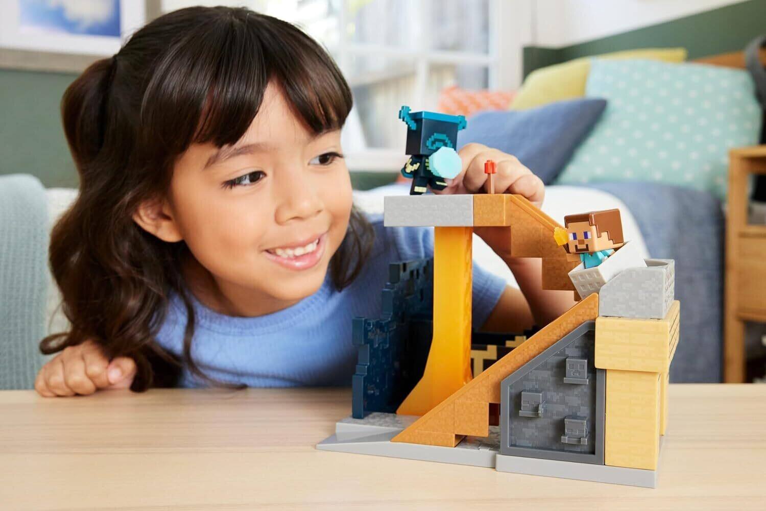 Alt View 2. Mattel - Mattel - Minecraft Rise of the Warden Playset   - Collectibles - Multicolor.