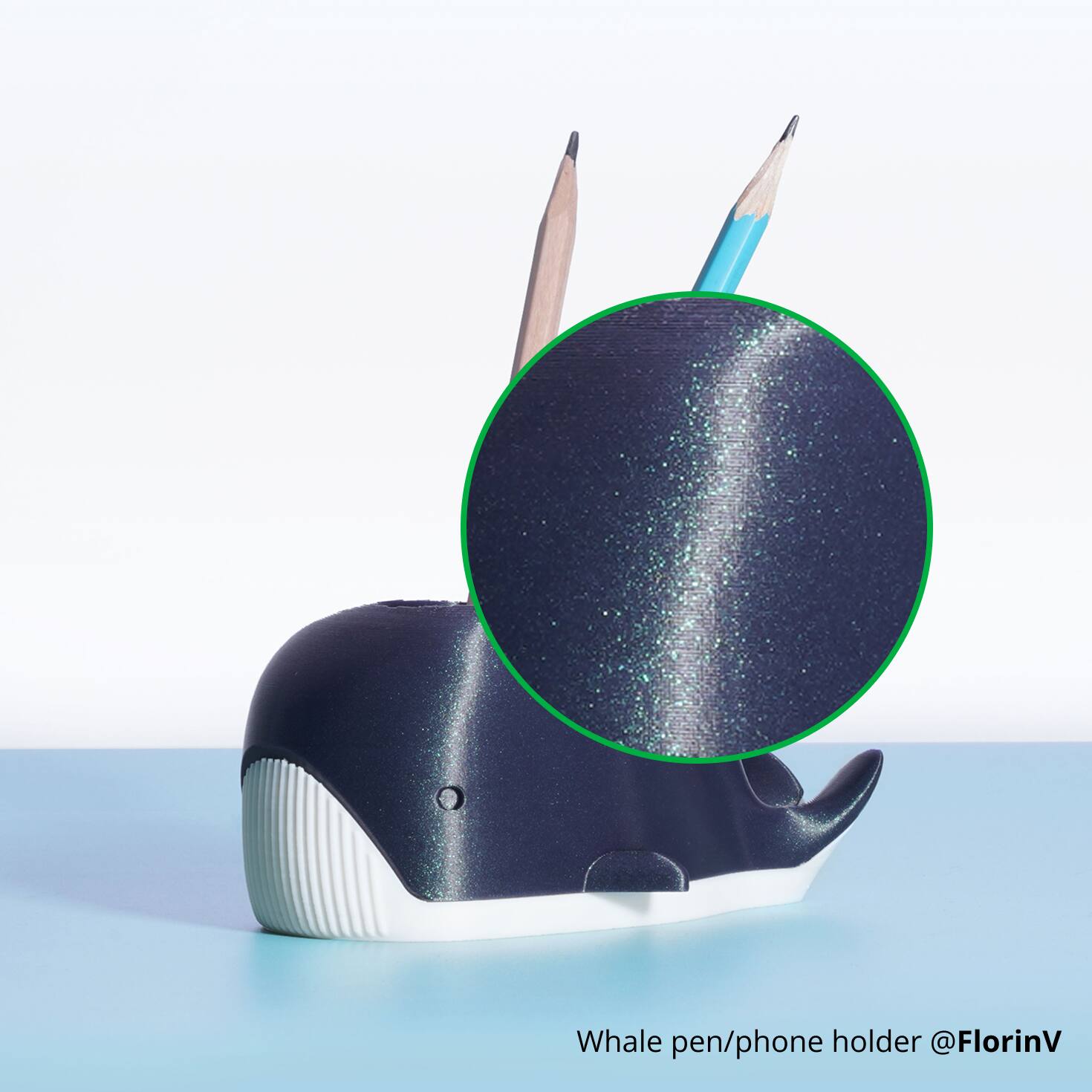 Whale pen/phone holder @FlorinV