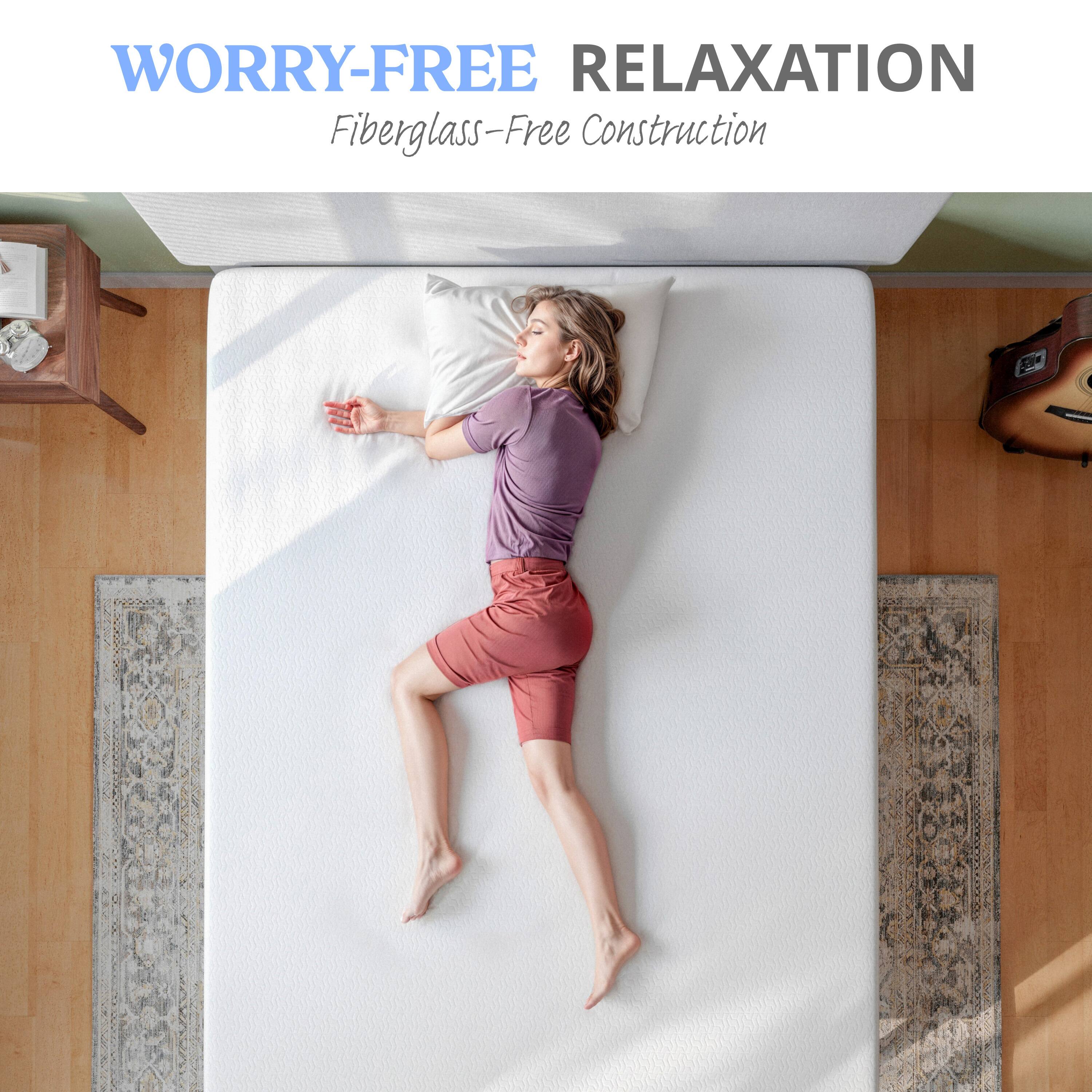 WORRY-FREE RELAXATION  
Fiberglass-Free Construction