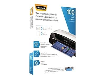 Fellowes Thermal Laminating Pouches  
Pochettes à plastifier à chaud  
Micas de enmicado en caliente  

3mm  

100 Pack  
Pack de 100  
Paquete de 100  

- Die Cut Front  
- Die-Cut Front  
- Corte a Talla  

- Easy to Use  
- Fácil de usar  
- Facile à utiliser  

- Resistant  
- Resistente  
- Résistant  

- Recyclable  
- Reciclable  
- Recyclable  

- Compatible with Fellowes Thermal Laminators  
- Compatible avec les laminateurs thermiques Fellowes  
- Compatible con laminadores térmicos Fellowes