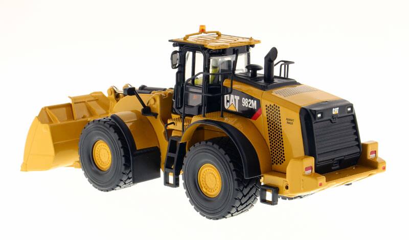 CAT 982M