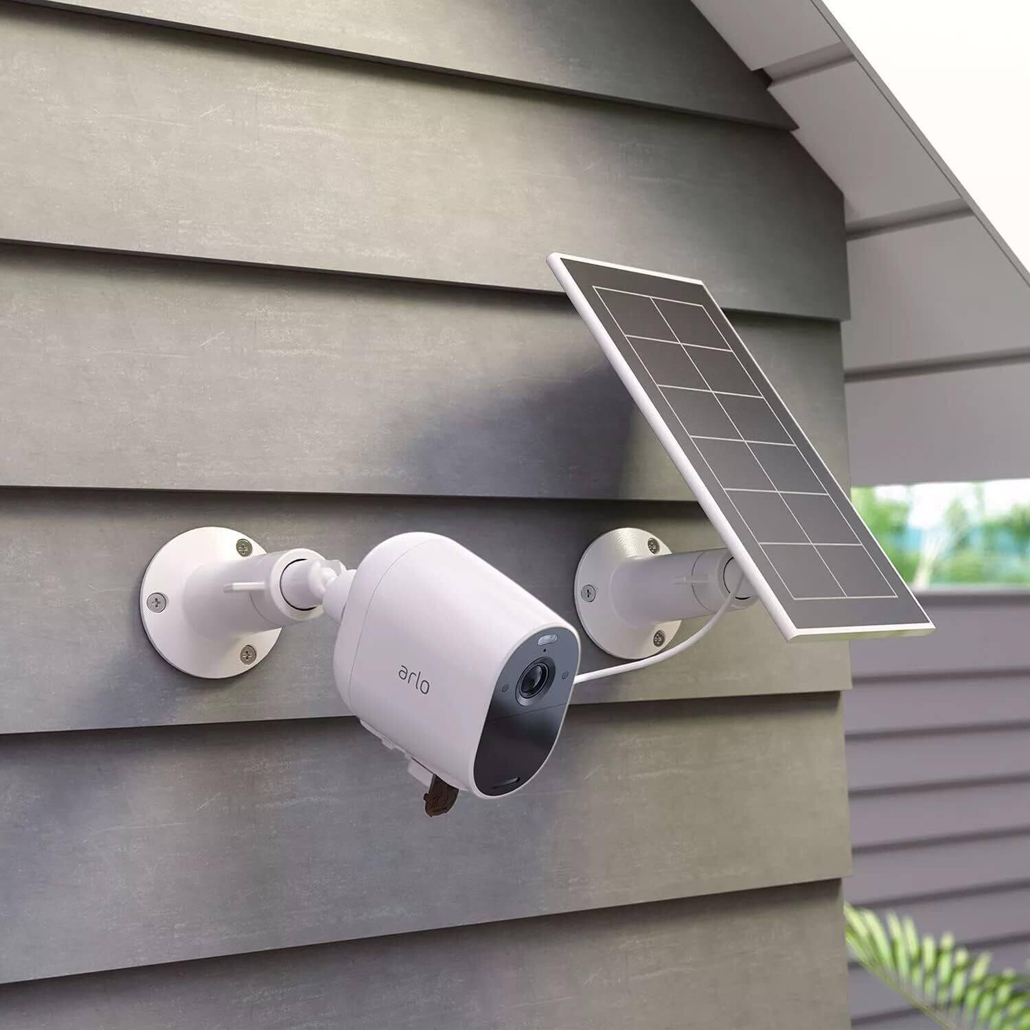 Left. NETGEAR - Arlo Essential Spotlight 4 Camera Security System with Solar Power Panel (White).